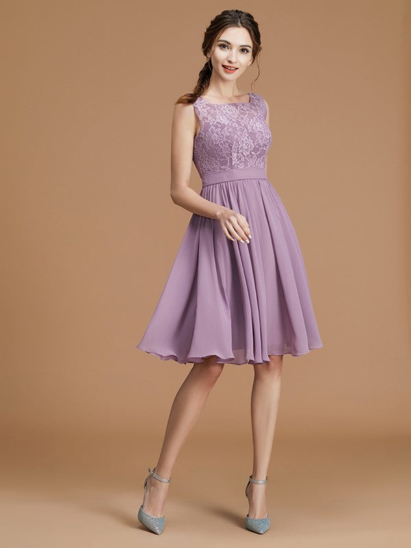 A-Linie/Princess-Linie Bateau-Ausschnitt Ärmellos Kurz/Mini Spitze Chiffon Brautjungfernkleider