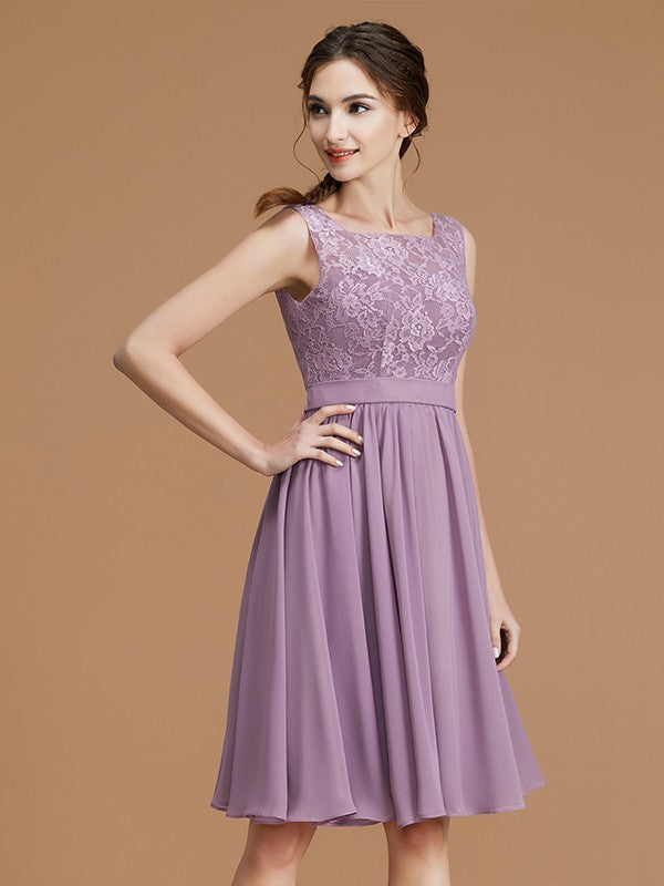 A-Linie/Princess-Linie Bateau-Ausschnitt Ärmellos Kurz/Mini Spitze Chiffon Brautjungfernkleider