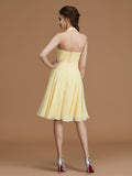 Vestido de dama de honor de gasa con corte A/princesa, cuello halter, sin mangas, corto/mini, con volantes, para invitada de boda