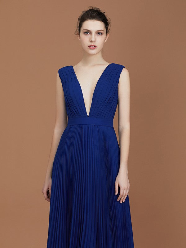 A-Line/Princess V-neck Sleeveless Pleated Floor-Length Chiffon Bridesmaid Dress Evening Prom Dress