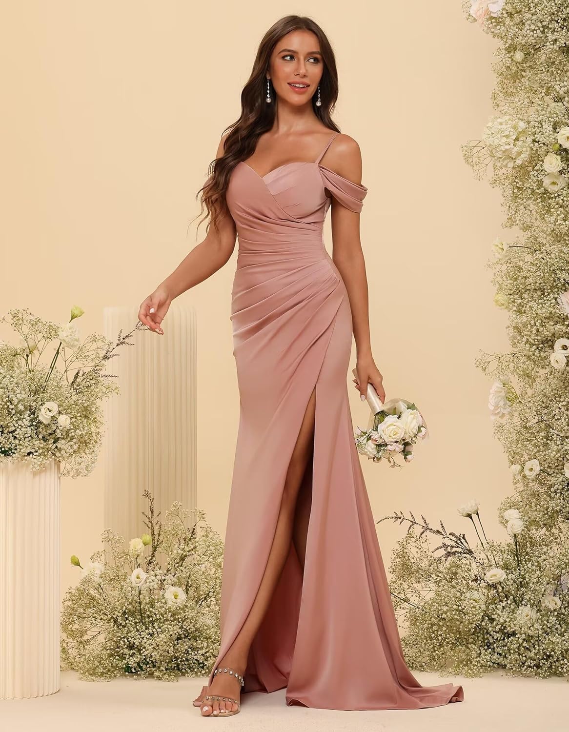 Vestidos de dama de honor de satén con hombros descubiertos para mujer, vestidos formales largos de sirena fruncidos con abertura 