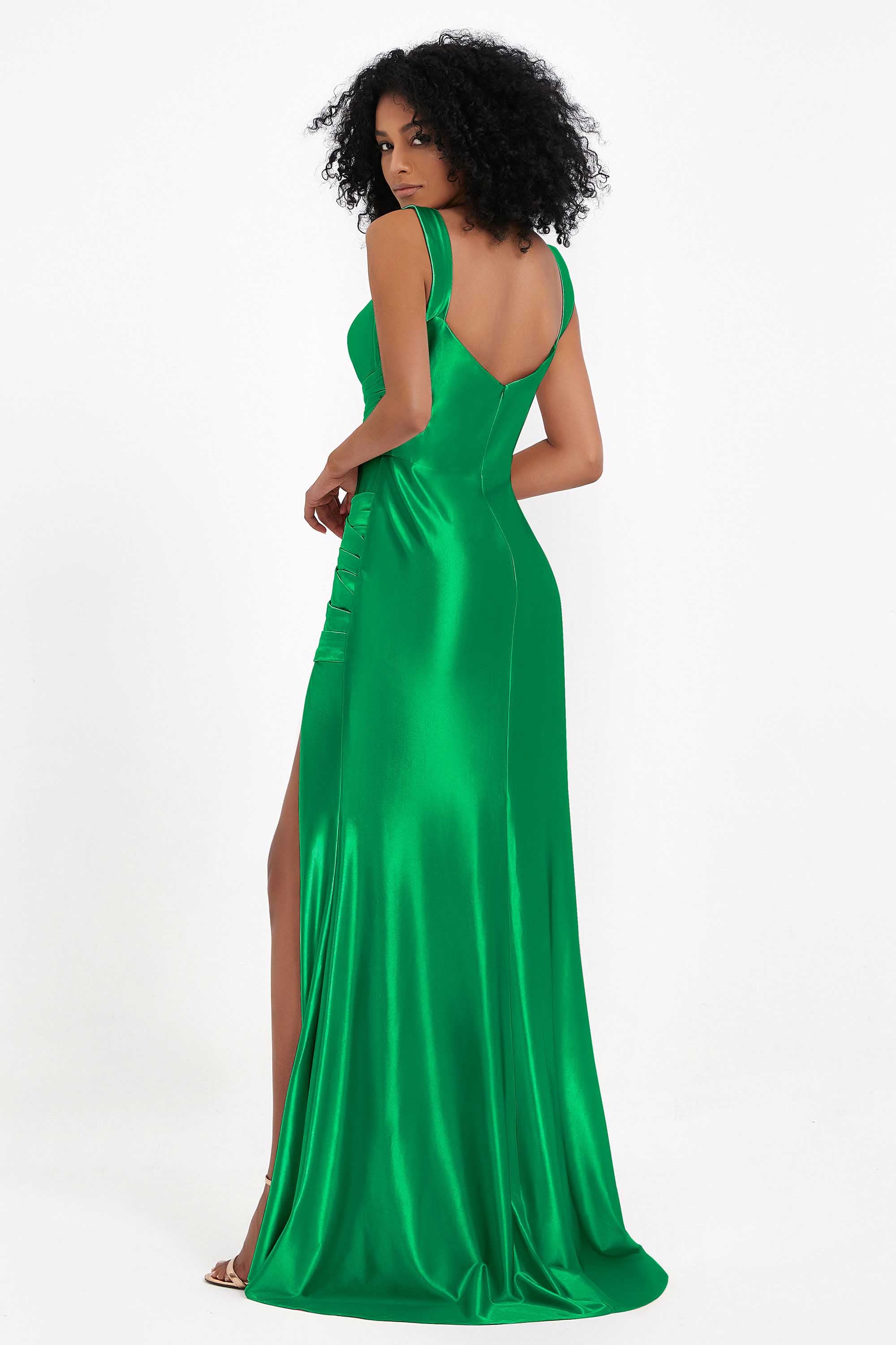 Stretch Satin Mermaid Bridesmaid Dress Sleeveless Pleated Formal Evening Dresses with Slit
