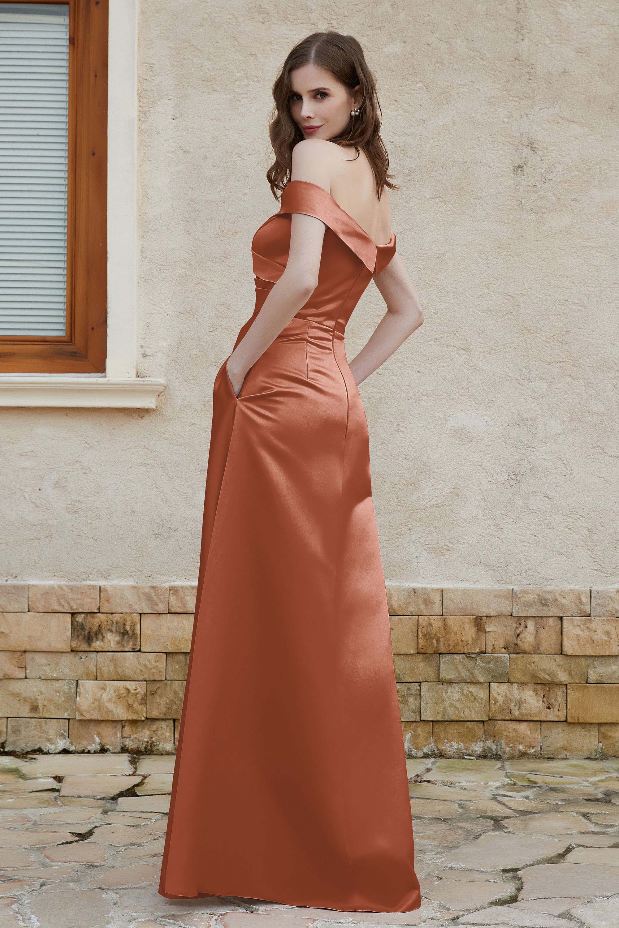 Off the Shoulder Satin Cap Sleeves Formal Evening Prom Dresses Pleated Wedding Party Gowns
