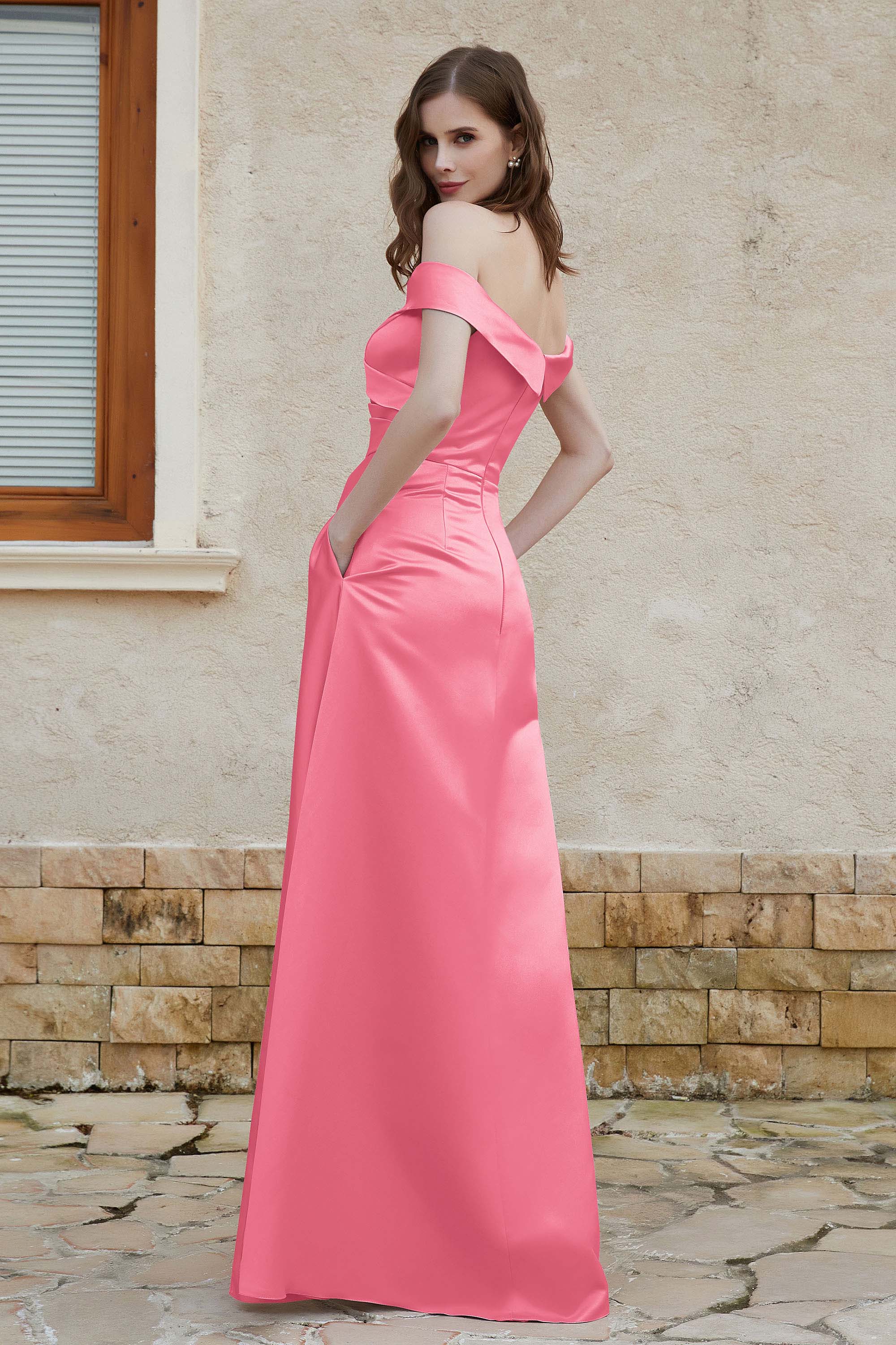 Off the Shoulder Satin Cap Sleeves Formal Evening Prom Dresses Pleated Wedding Party Gowns