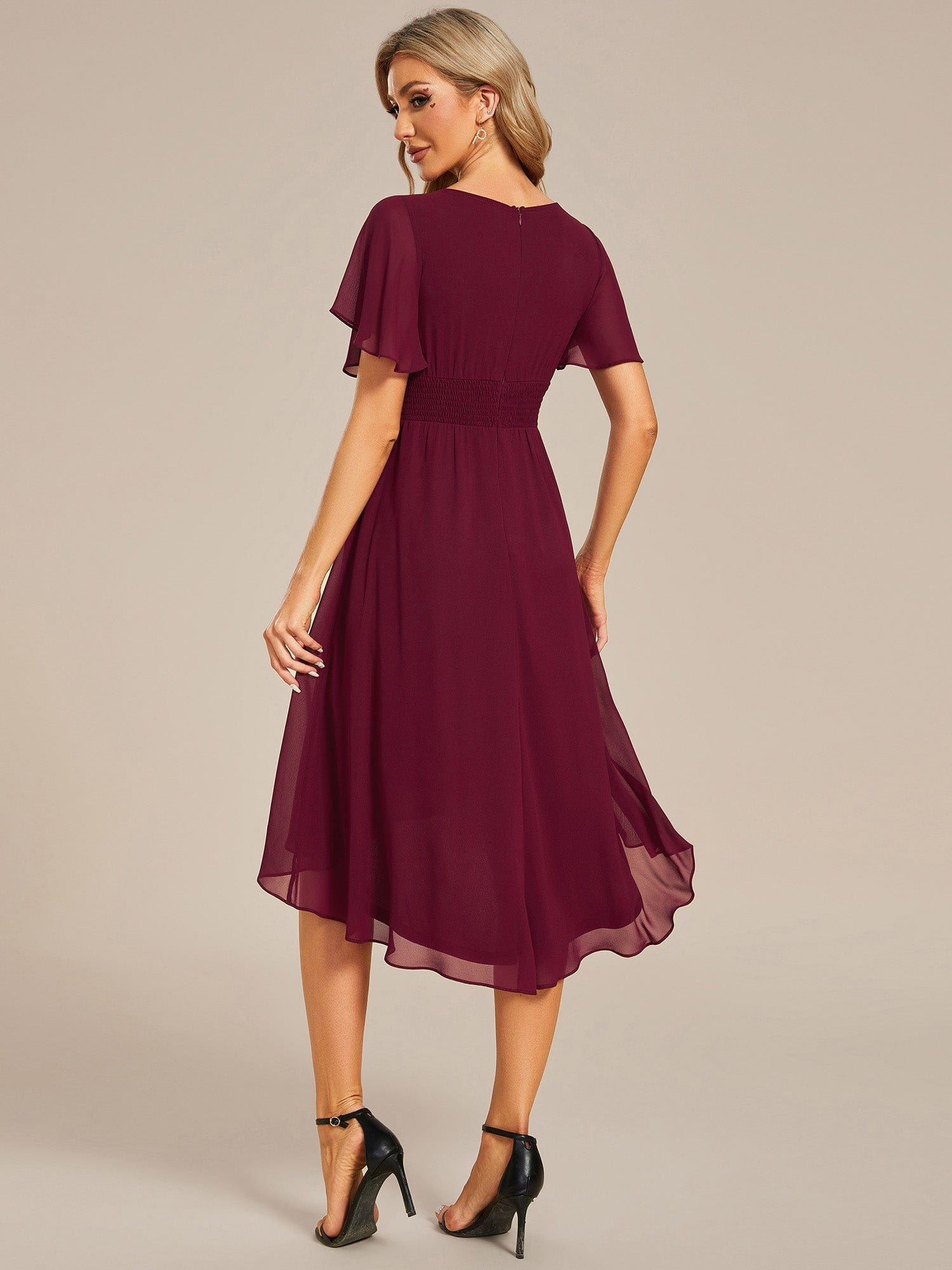 Flowy Chiffon Round Neckline A-Line Knee Length Wedding Guest Dress Mother of the Bride Dress Bridesmaid Gowns