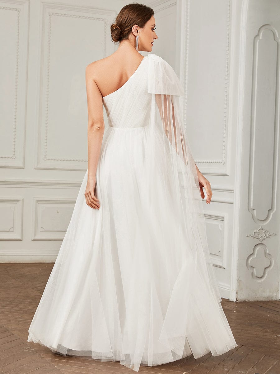 Asymmetrisches Brautkleid mit Bindeärmeln und enger Taille, mehrlagigem Tüll in A-Linie