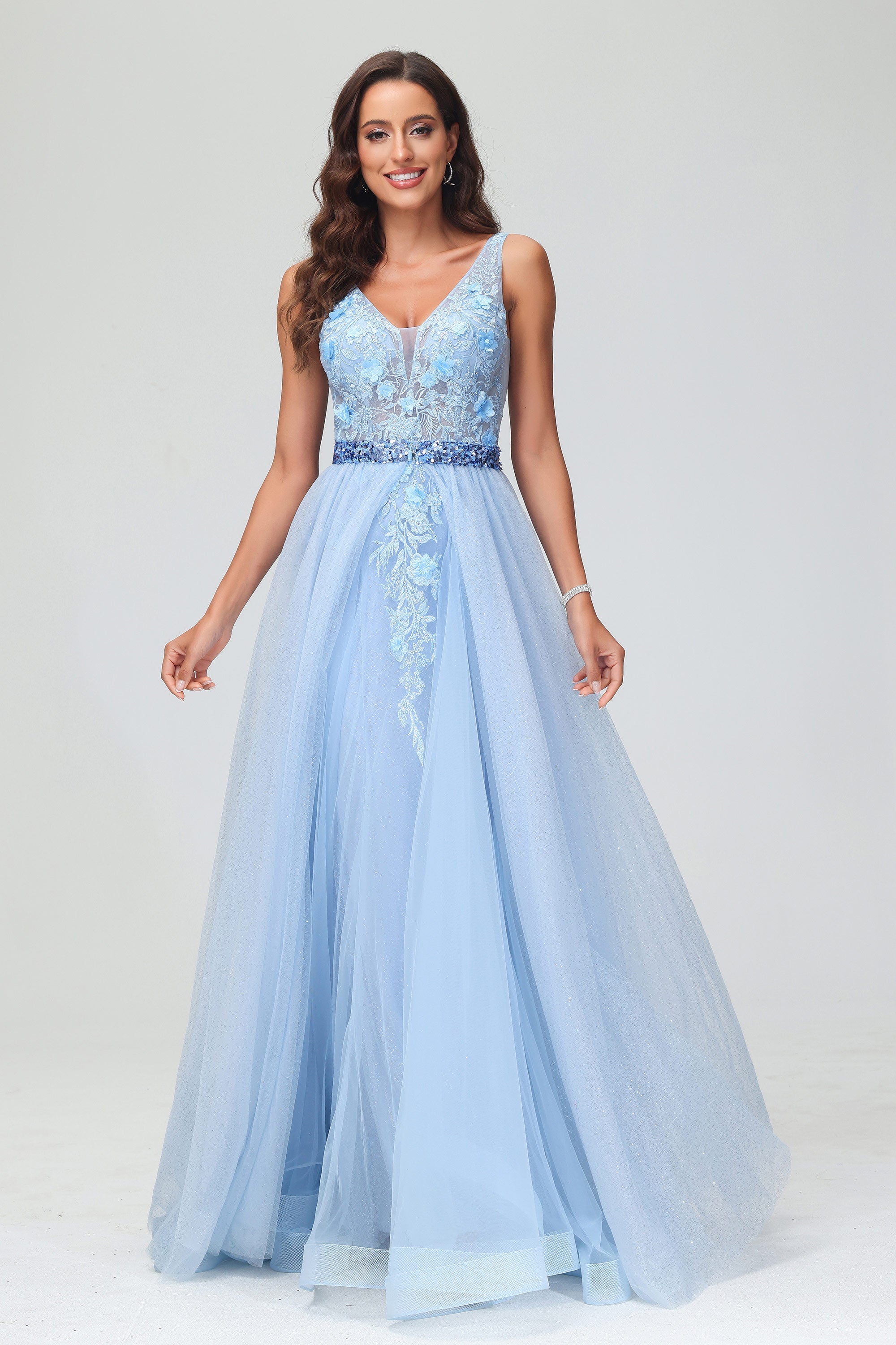 Vestidos de noche formales de tul con escote en V profundo, apliques, corte A, cola larga y fiesta de graduación