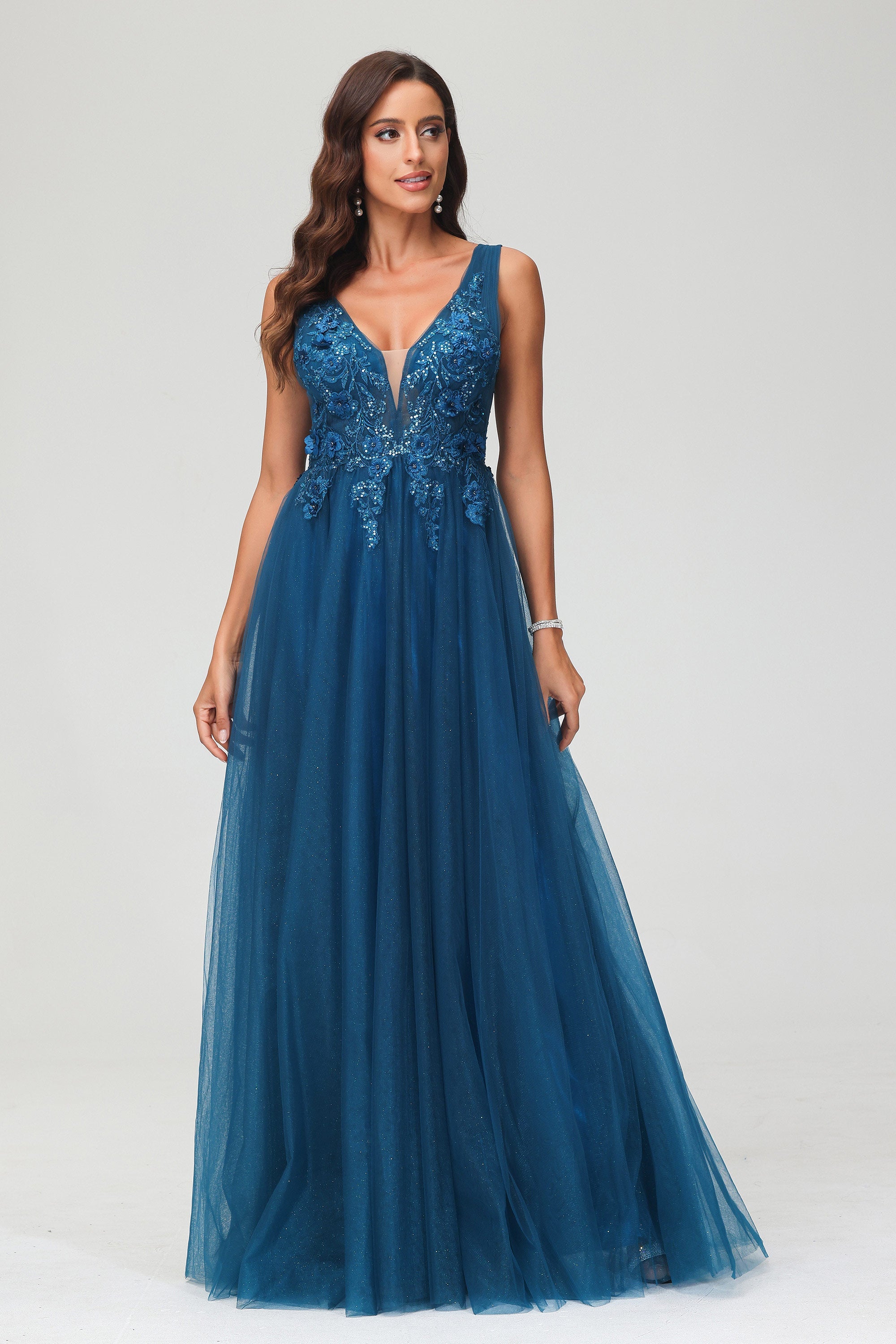 A Line V Neck Applique See-through Beaded Tulle Prom Party Dress Formal Evening Ball Gowns
