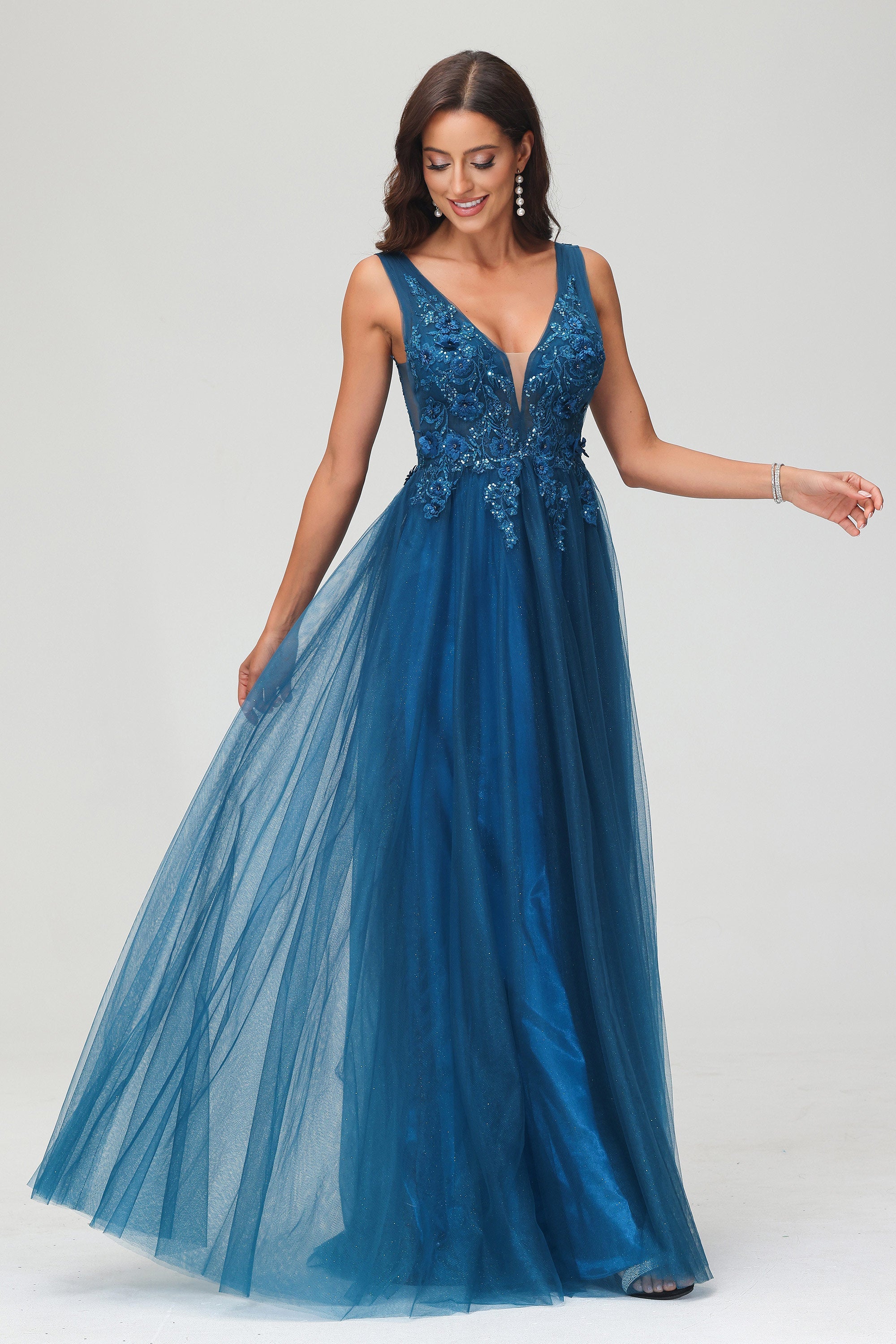 A Line V Neck Applique See-through Beaded Tulle Prom Party Dress Formal Evening Ball Gowns
