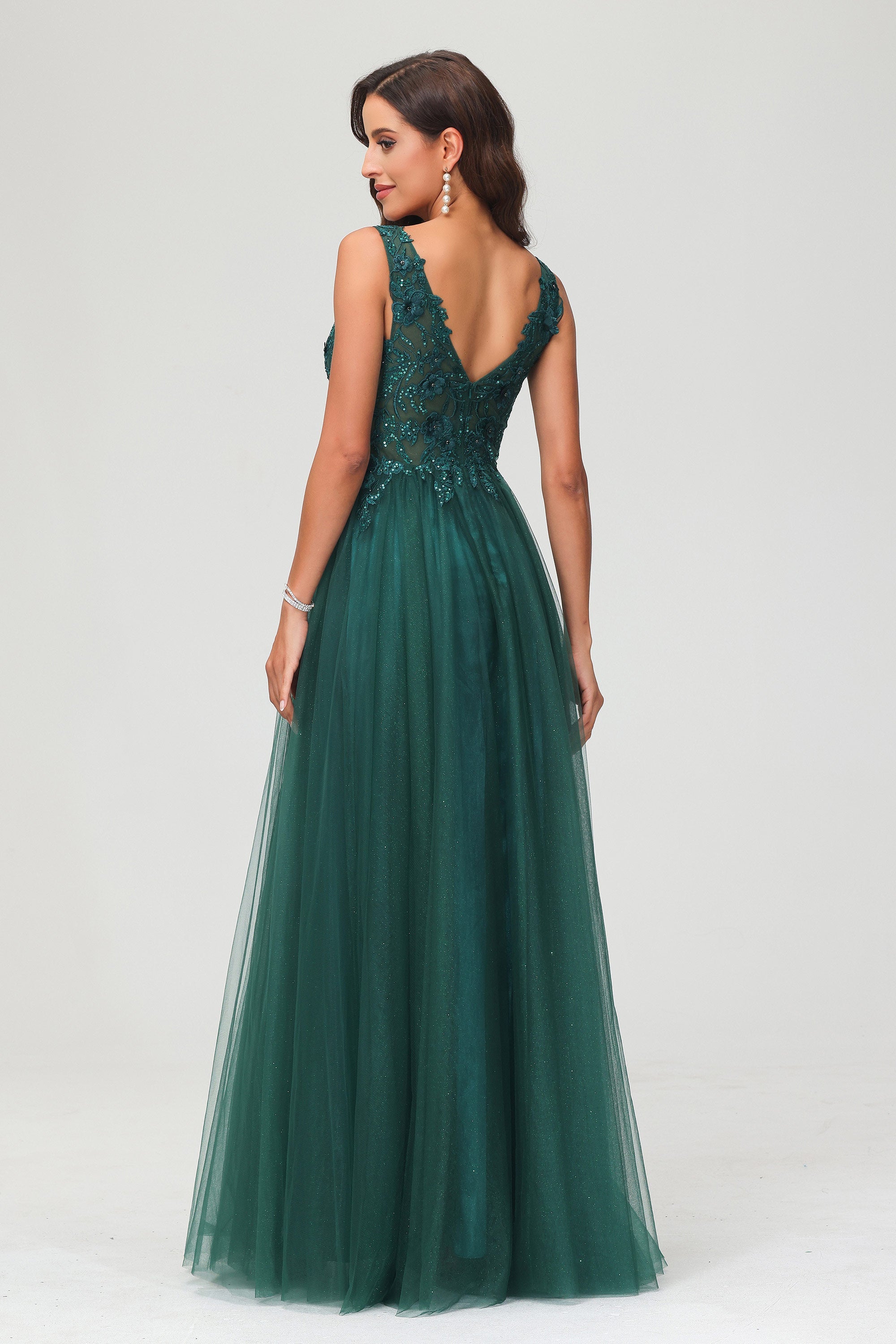 A Line V Neck Applique See-through Beaded Tulle Prom Party Dress Formal Evening Ball Gowns