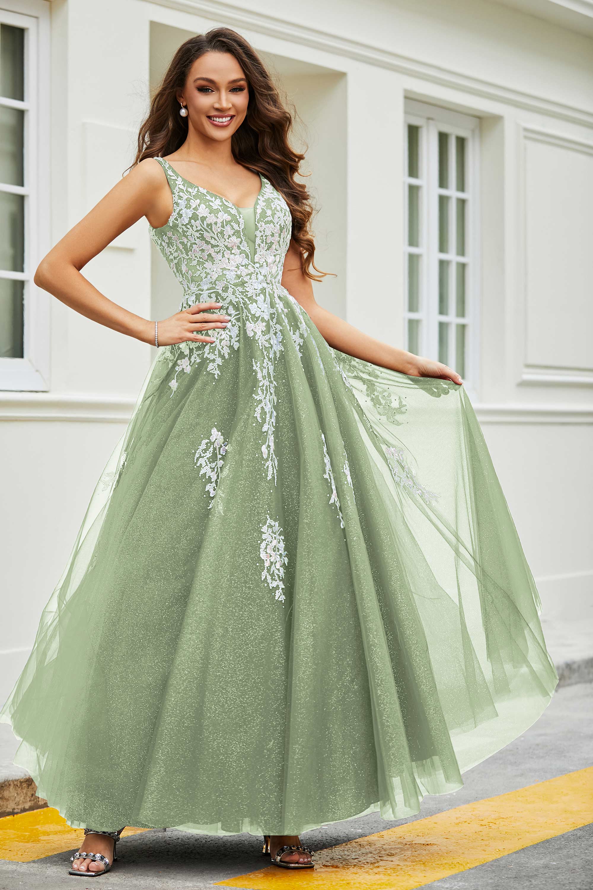 Glitzernde Perlenapplikationen A-Linie Tüll Maxi Ballkleid Partykleid Abendkleid