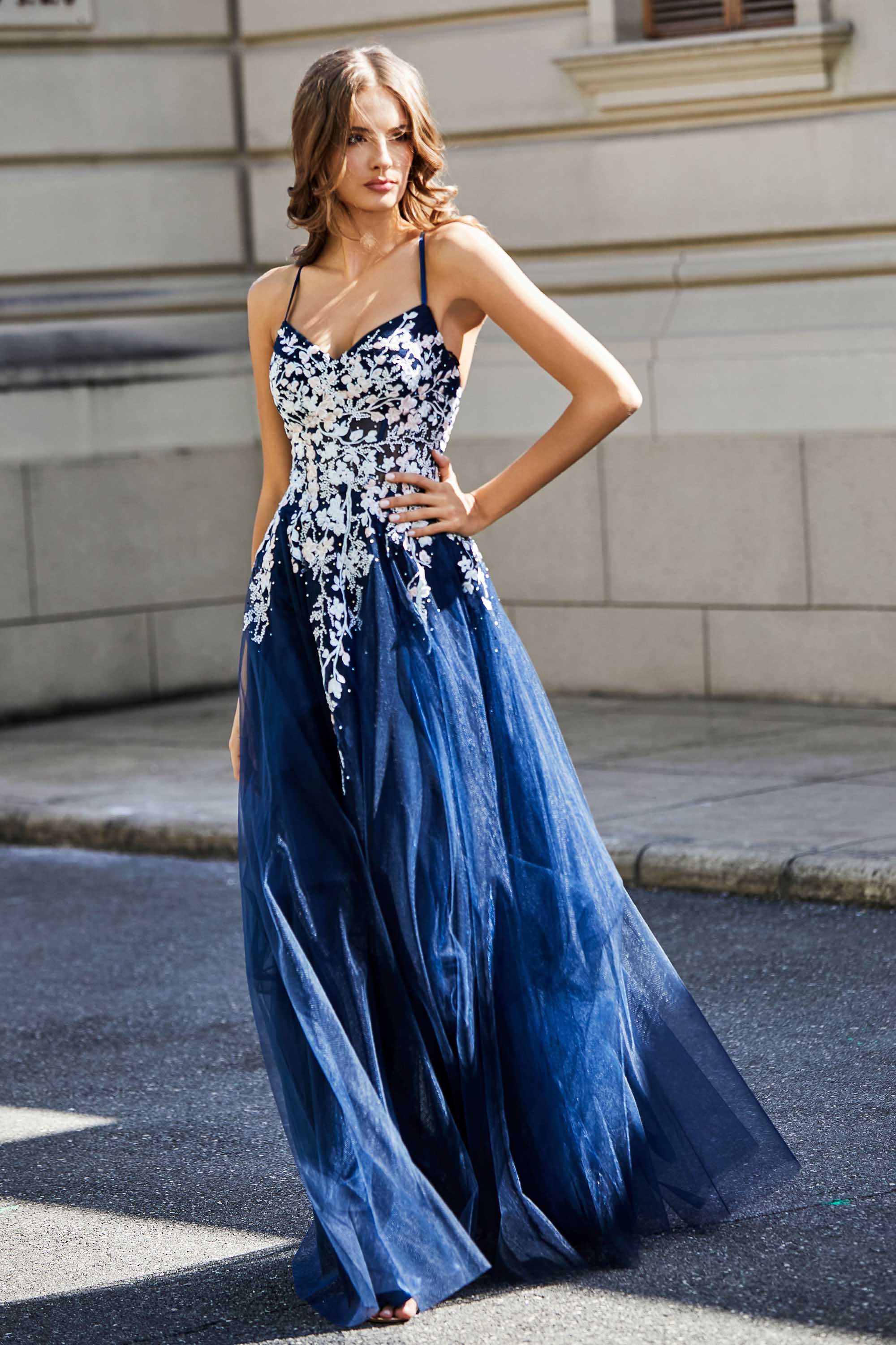 Sweetheart Neck Applique Top Tulle Prom Party Ball Dress Formal Evening Gowns