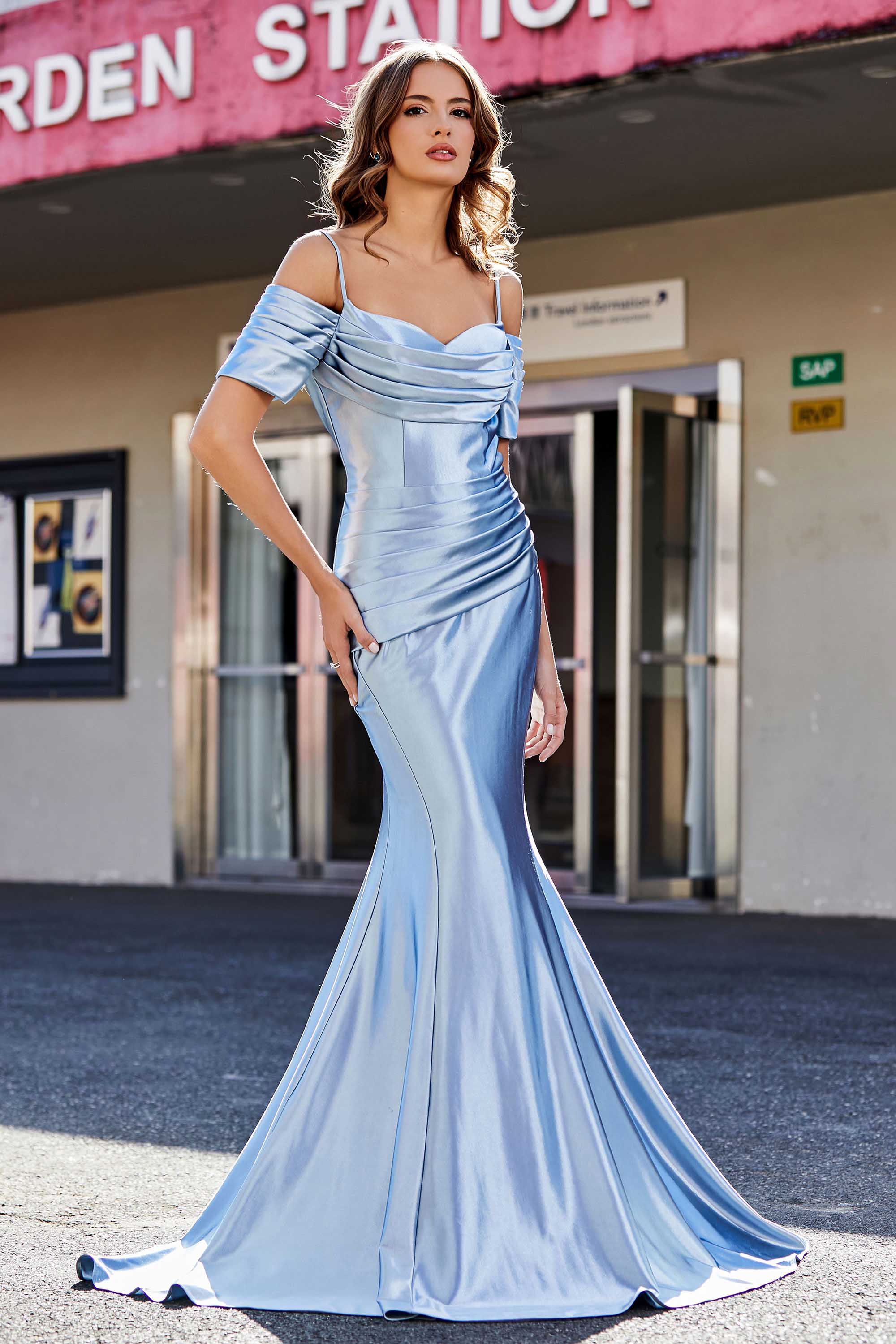 Sweetheart Sweep Train Pleated Satin Formal Evening Mermaid Gown Prom Party Dresses