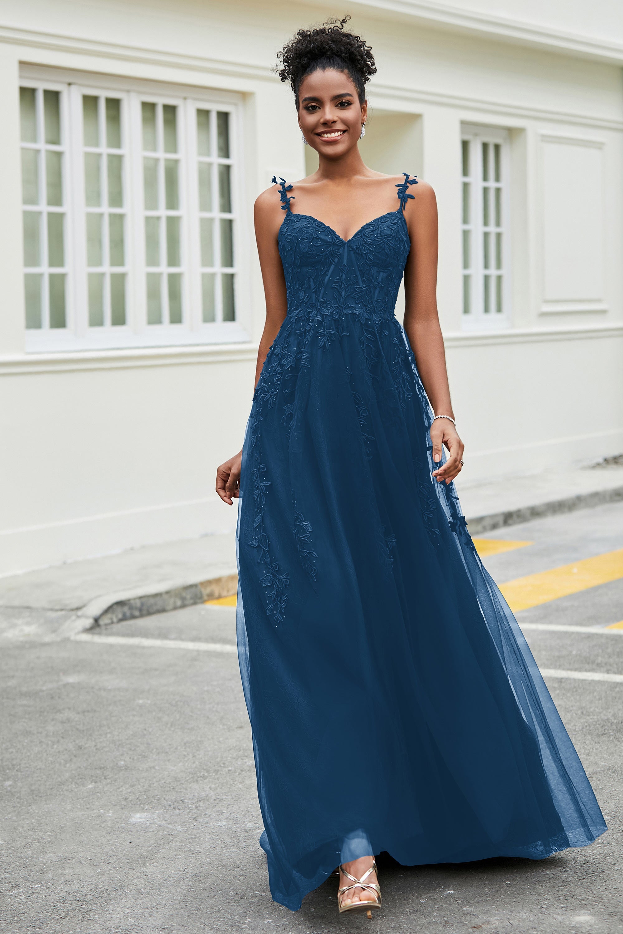 A-Linie Tüll Ballkleid mit Applikationen und Schleppe, mit Schlitz, formelle Abendkleider