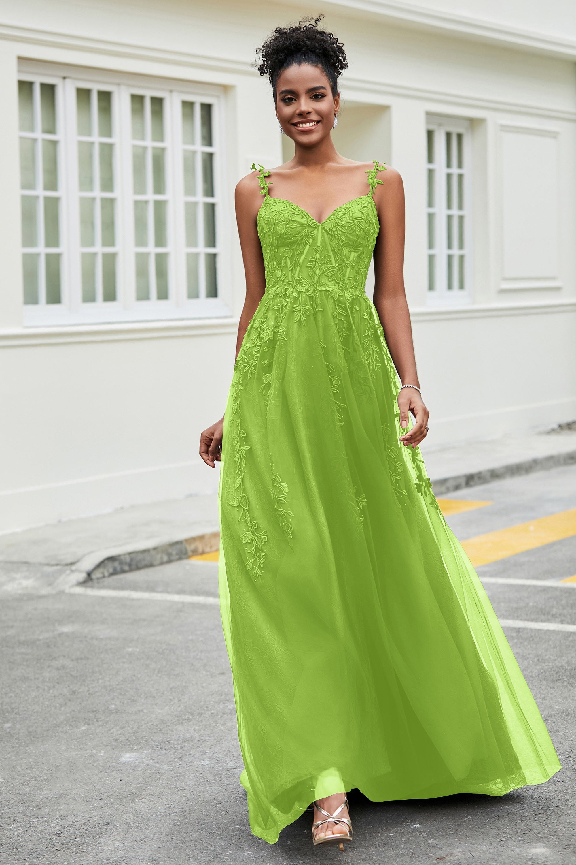 A-Linie Tüll Ballkleid mit Applikationen und Schleppe, mit Schlitz, formelle Abendkleider