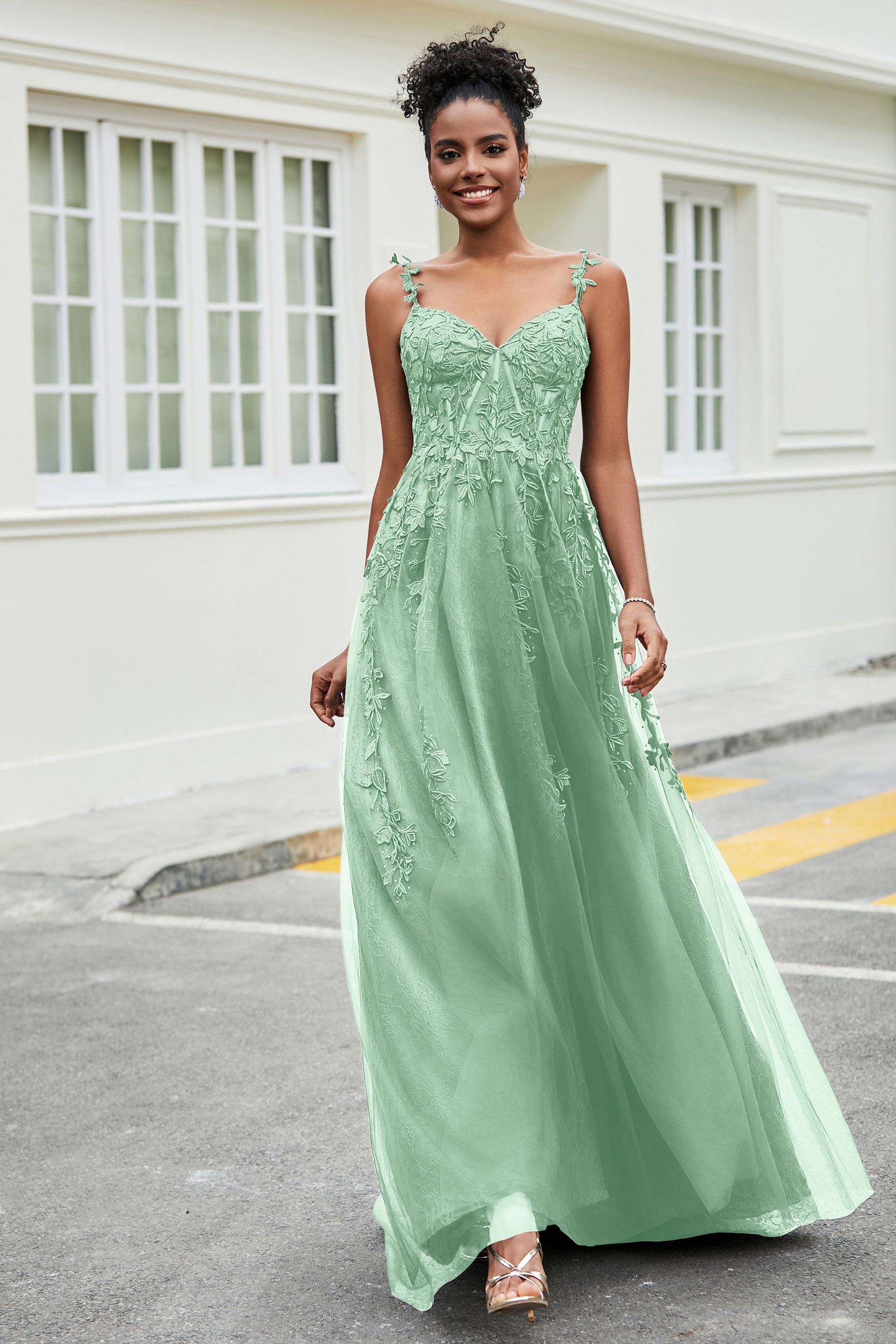 A-Linie Tüll Ballkleid mit Applikationen und Schleppe, mit Schlitz, formelle Abendkleider