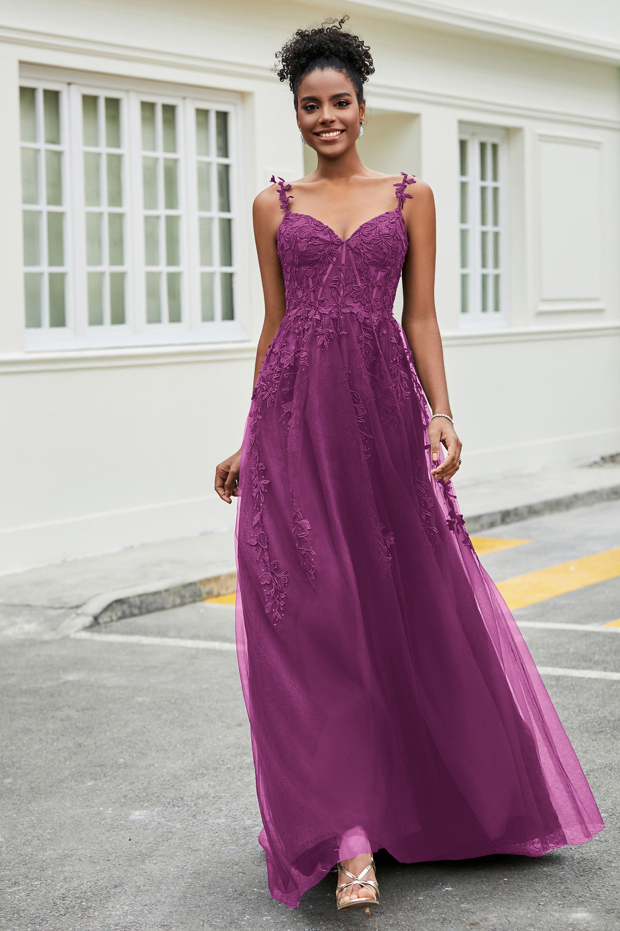 A-Linie Tüll Ballkleid mit Applikationen und Schleppe, mit Schlitz, formelle Abendkleider