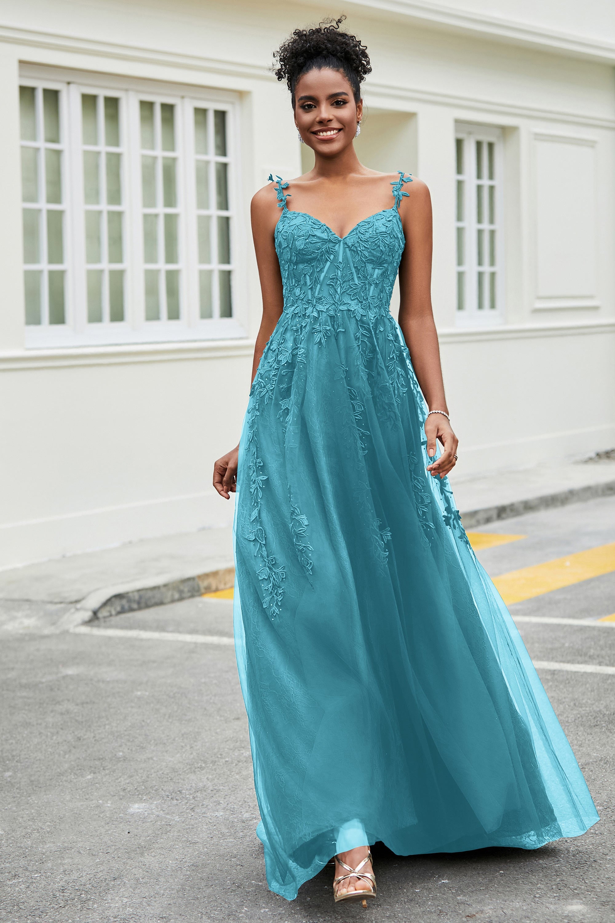 A-Linie Tüll Ballkleid mit Applikationen und Schleppe, mit Schlitz, formelle Abendkleider