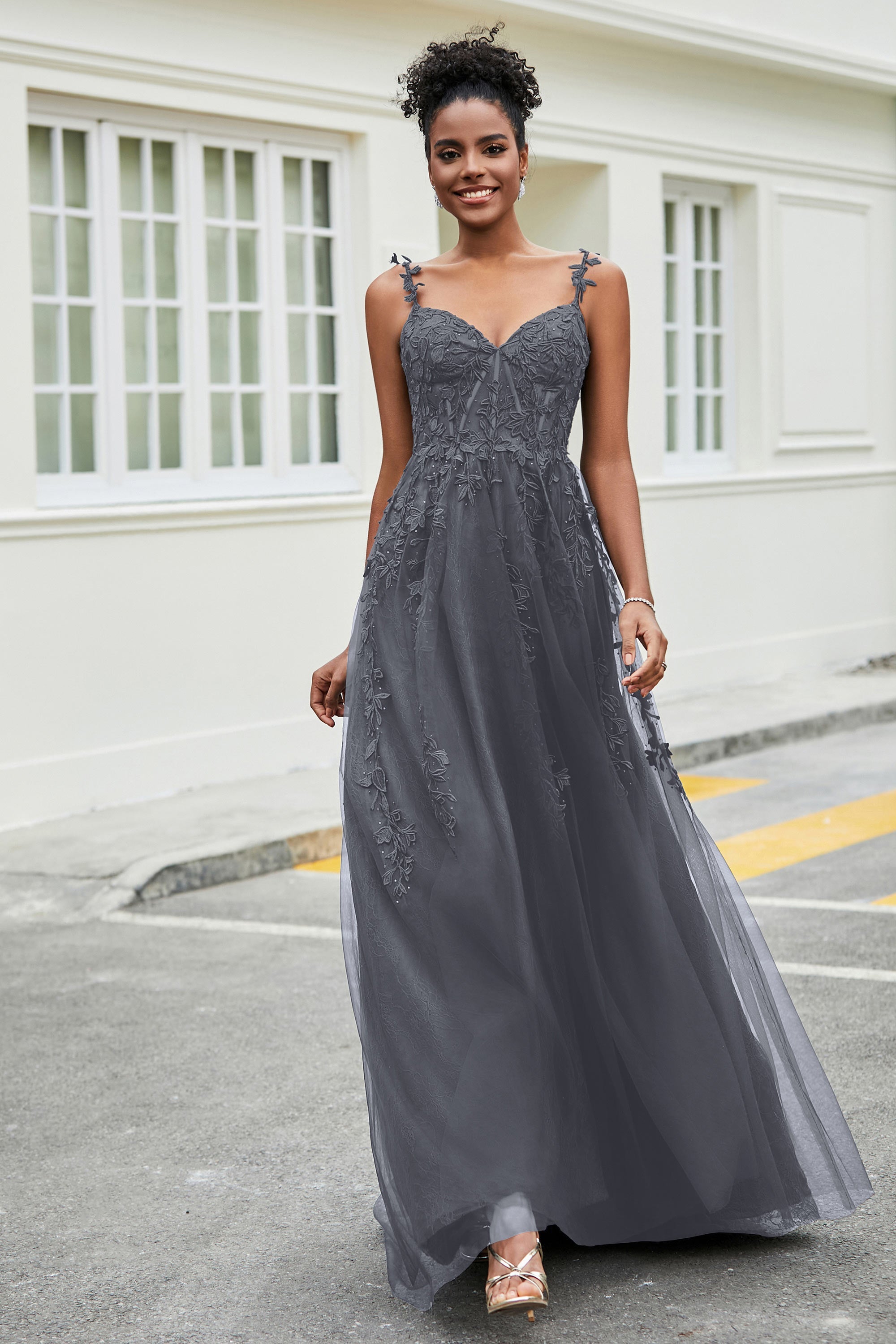 A-Linie Tüll Ballkleid mit Applikationen und Schleppe, mit Schlitz, formelle Abendkleider