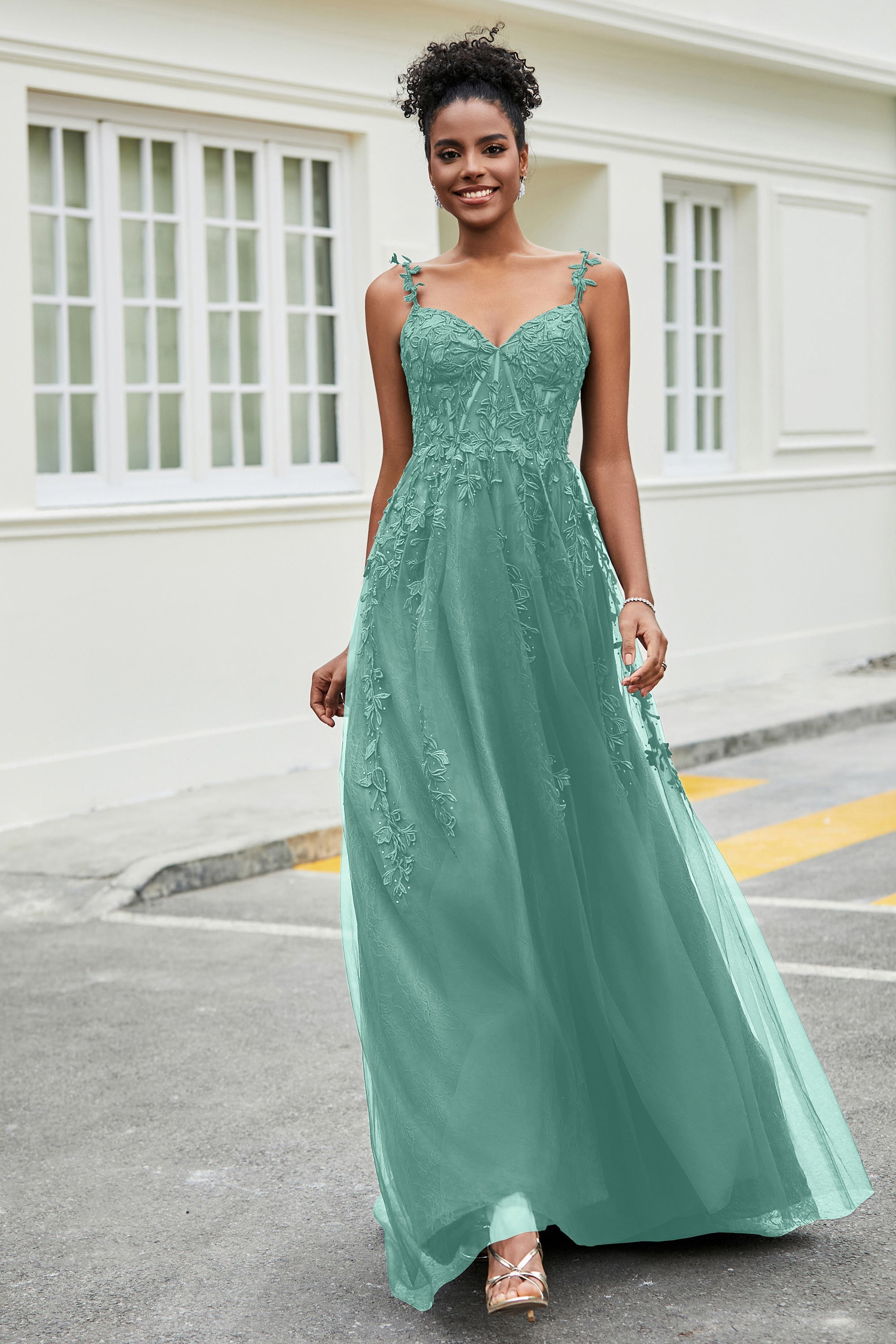 A-Linie Tüll Ballkleid mit Applikationen und Schleppe, mit Schlitz, formelle Abendkleider
