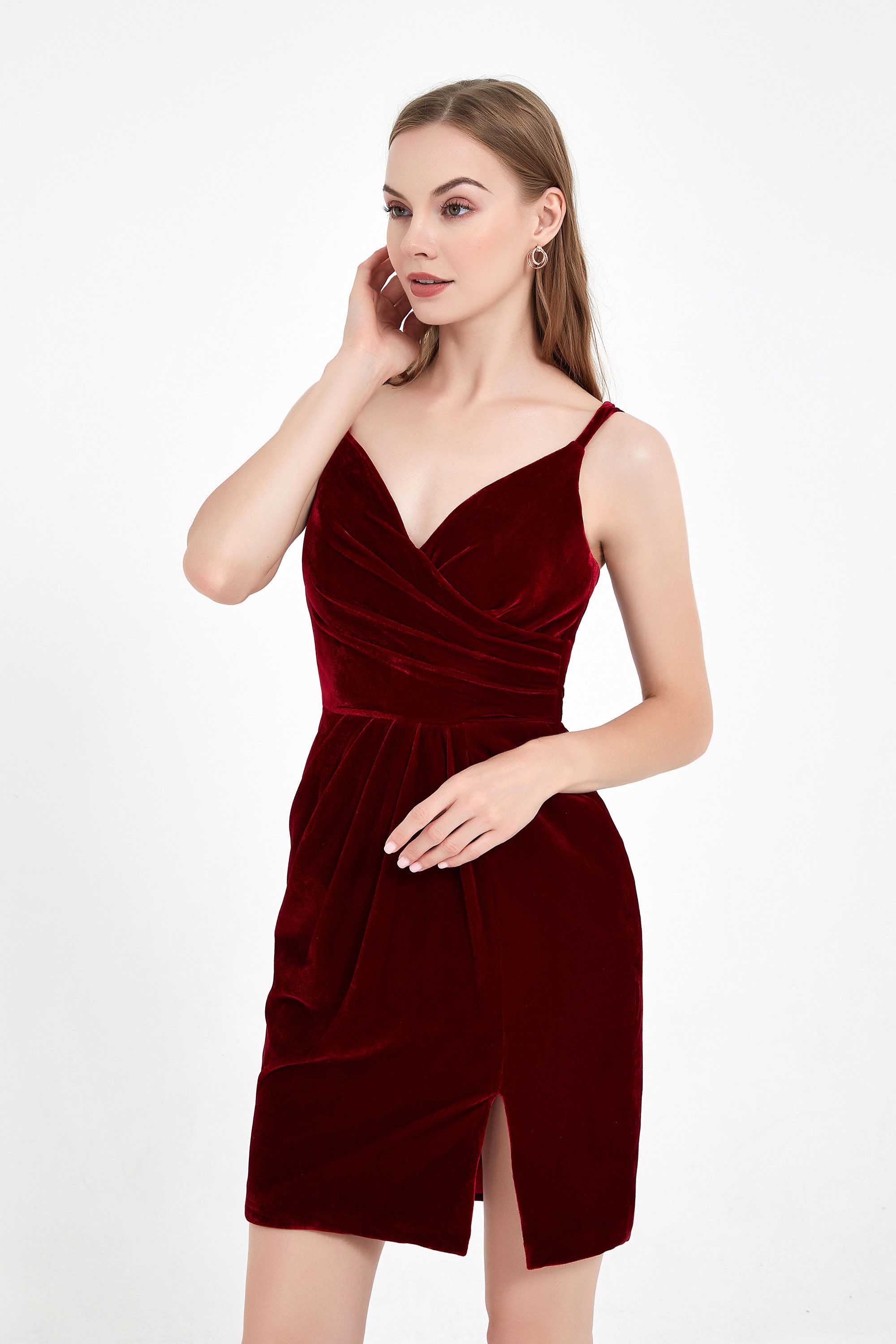 V Neck Pleated Short Velvet Dress Mini Party Prom Cocktail Dresses with Slit Club Gowns