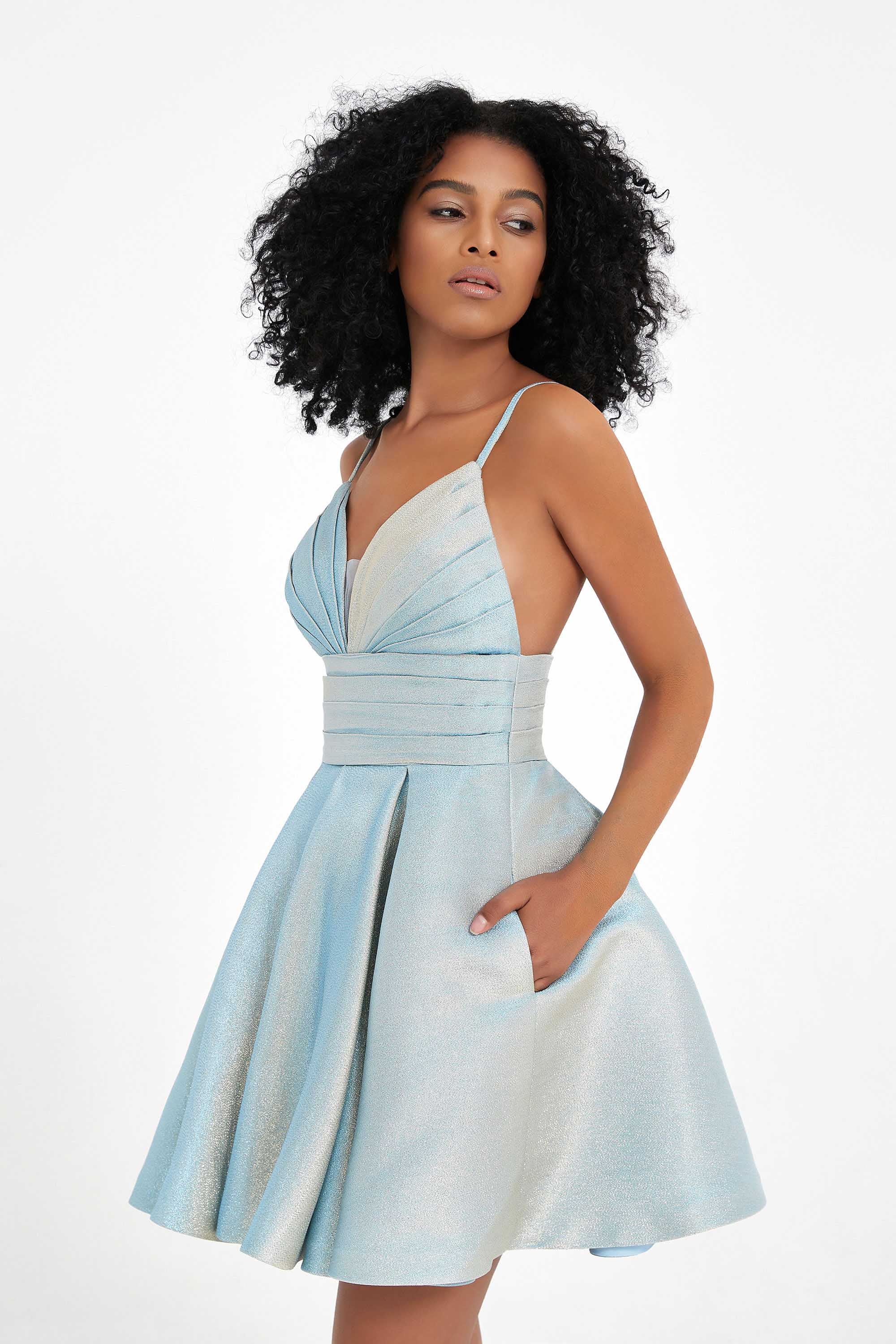 Sweetheart Neck Spaghetti Straps Iridescent Short Homecoming Dress Prom Party Cocktail Gowns