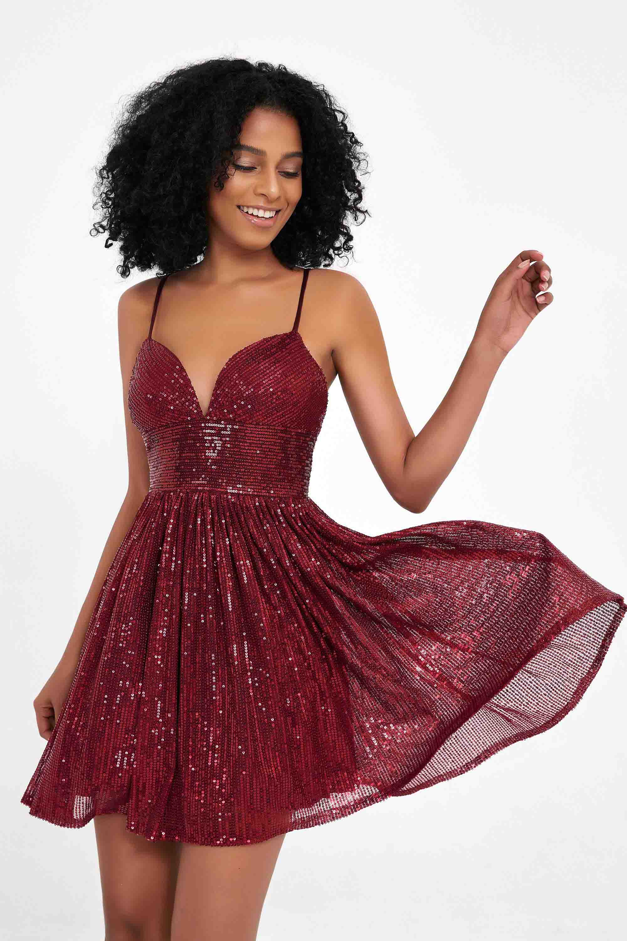 Spaghetti Straps Sweetheart Neck Sequins Mini Sexy Homecoming Dress Prom Cocktail Party Gowns