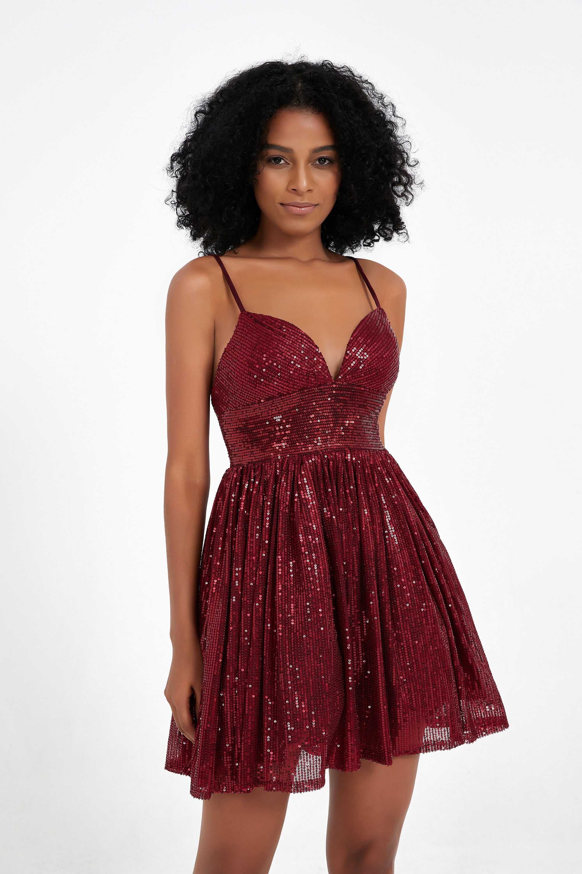 Spaghetti Straps Sweetheart Neck Sequins Mini Sexy Homecoming Dress Prom Cocktail Party Gowns