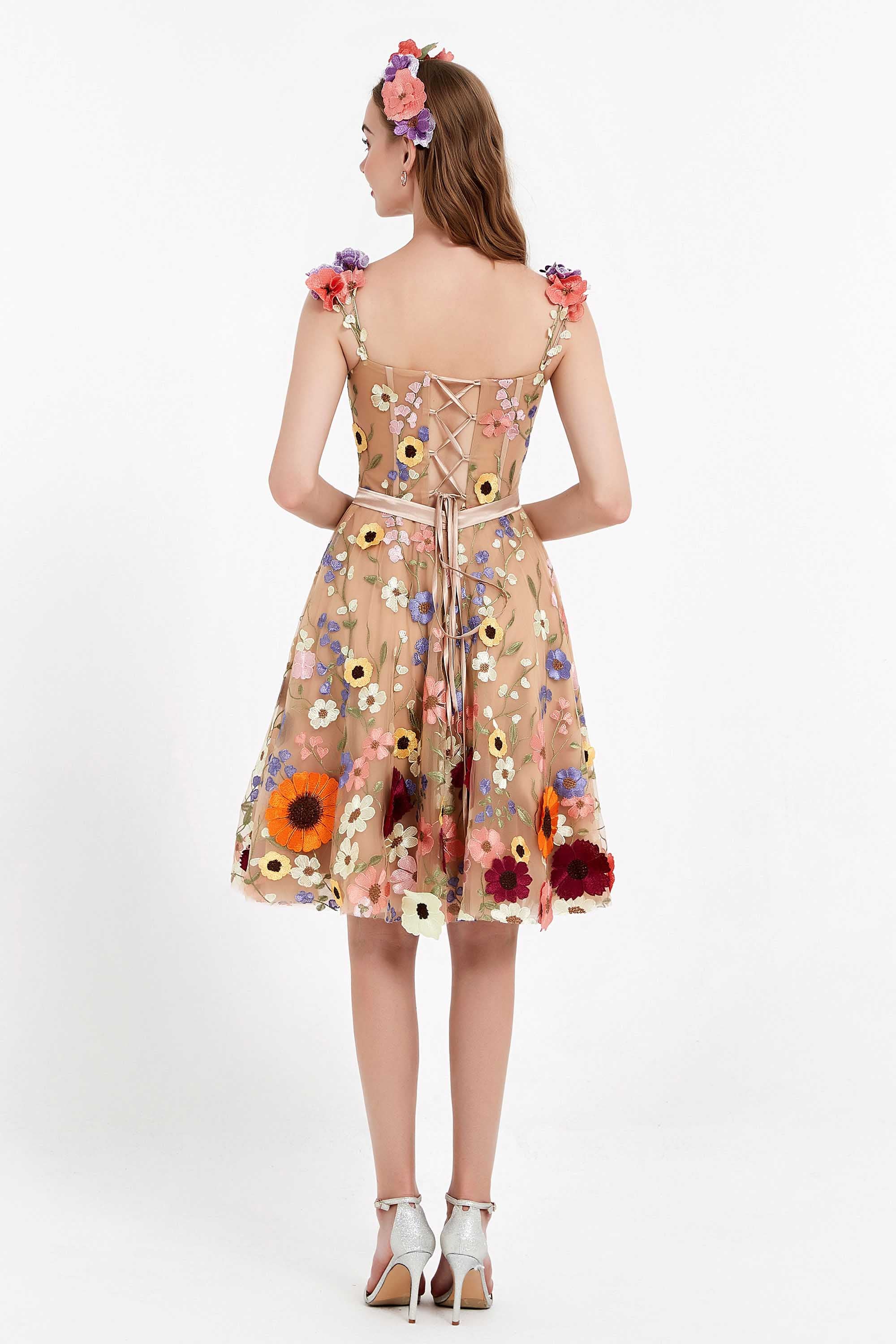 Applizierte A-Linie Fee Blumen Kurze Heimkehrkleider Abschlussball Partykleider
