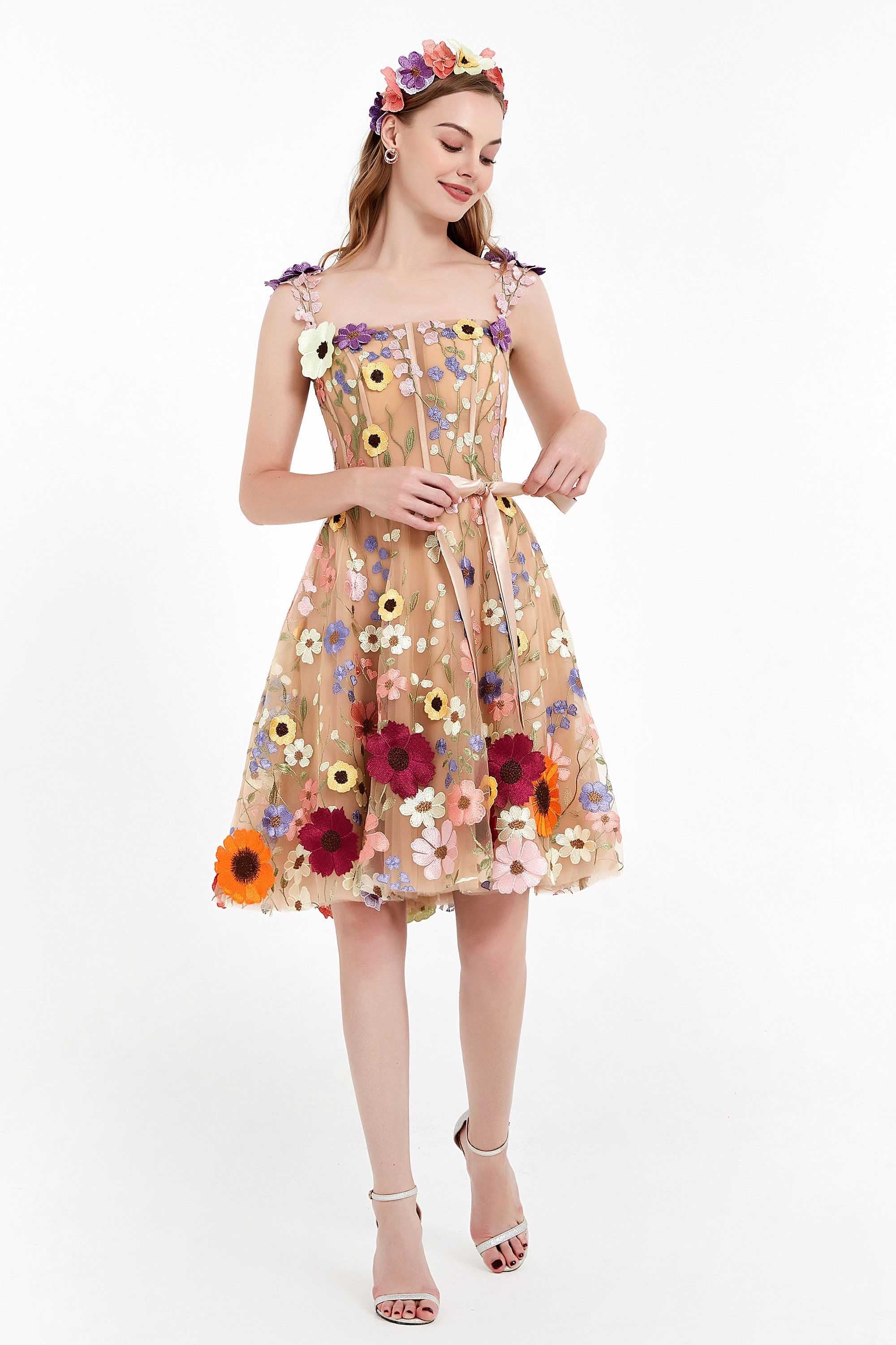 Applizierte A-Linie Fee Blumen Kurze Heimkehrkleider Abschlussball Partykleider