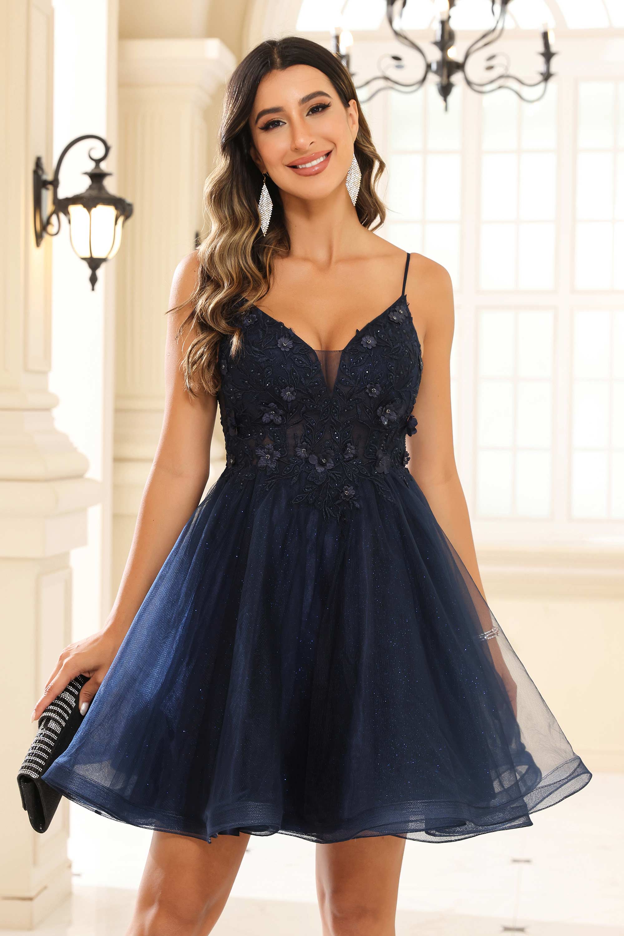 A Line Spaghetti Straps V Neck Applique See-through Mini Homecoming Prom Dress Party Cocktail gown