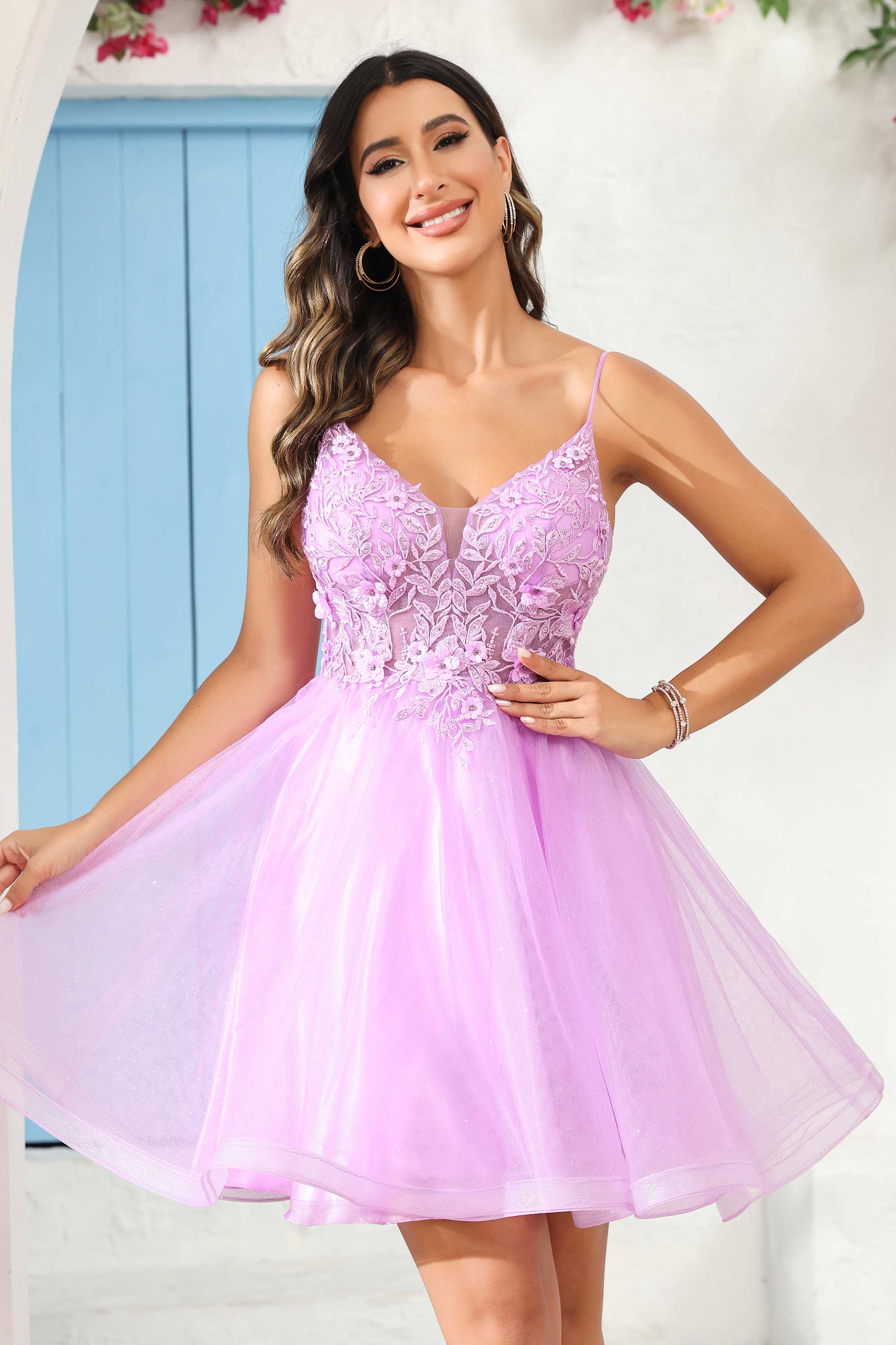 A Line Spaghetti Straps V Neck Applique See-through Mini Homecoming Prom Dress Party Cocktail gown