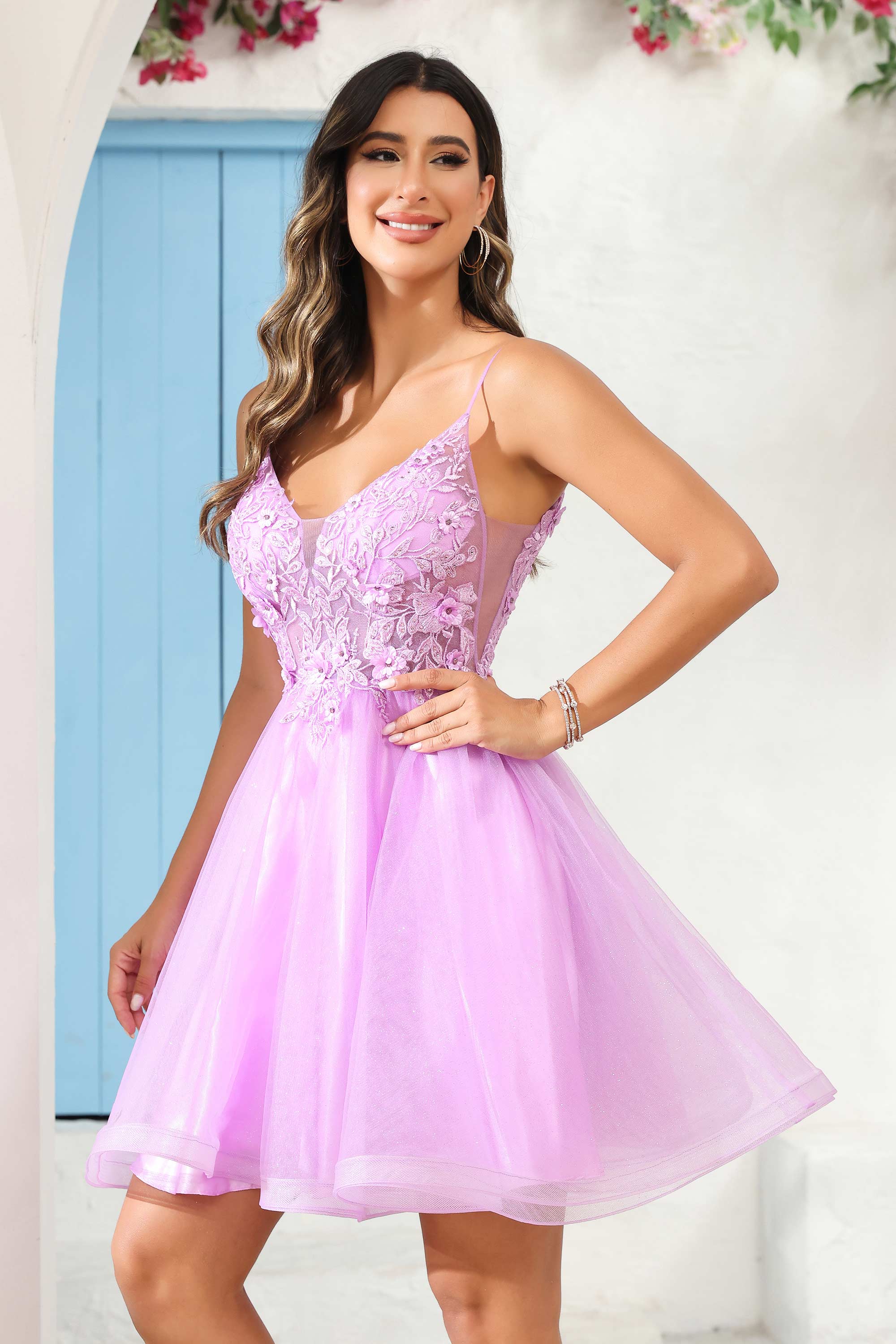 A Line Spaghetti Straps V Neck Applique See-through Mini Homecoming Prom Dress Party Cocktail gown