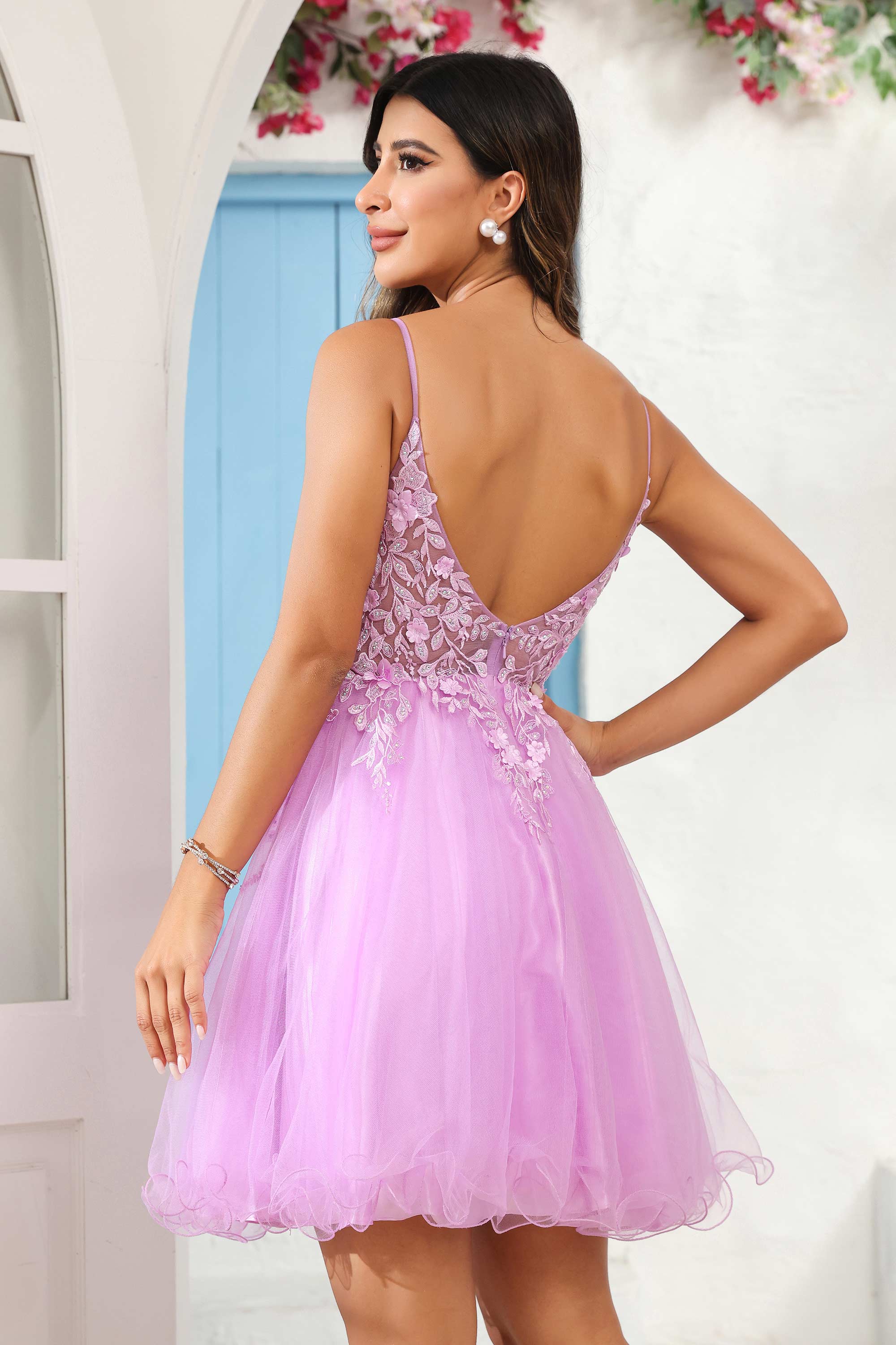 Spaghetti Straps V Neck See-through Applique Mini Homecoming Prom Dress Party Cocktail Gowns