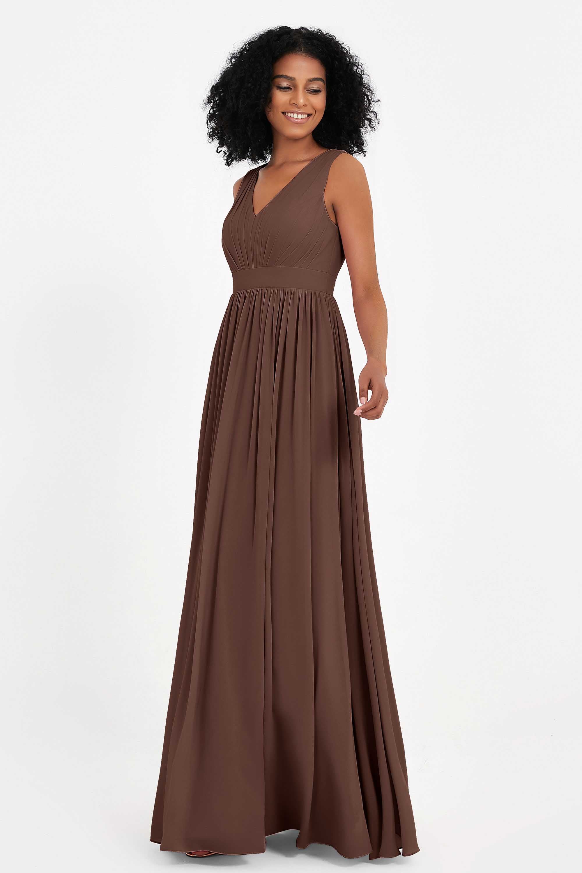 Modest Long Chiffon Bridesmaid Dress Sleeveless Pleated Ruched Formal Evening Dresses Gowns