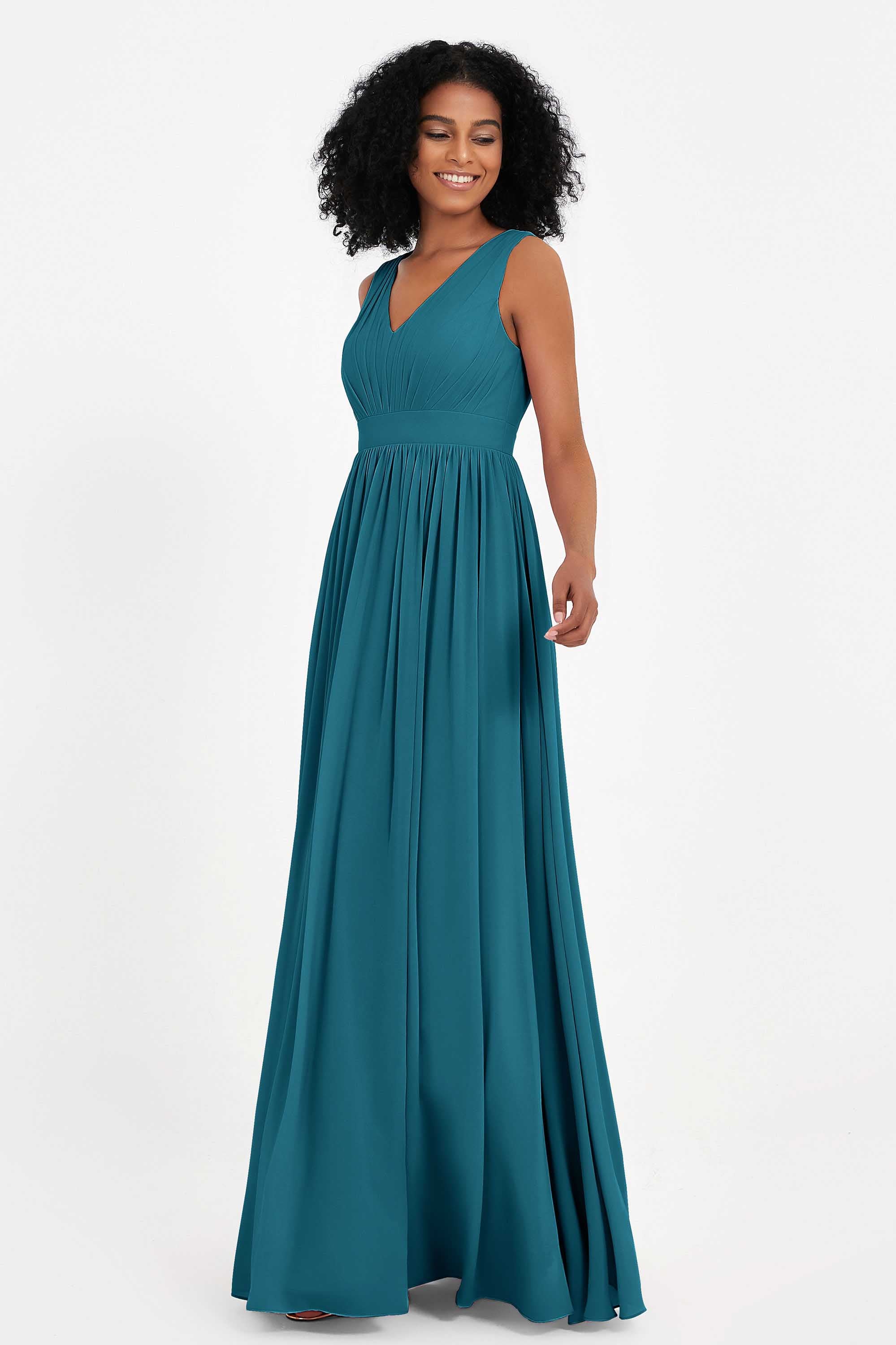 Modest Long Chiffon Bridesmaid Dress Sleeveless Pleated Ruched Formal Evening Dresses Gowns