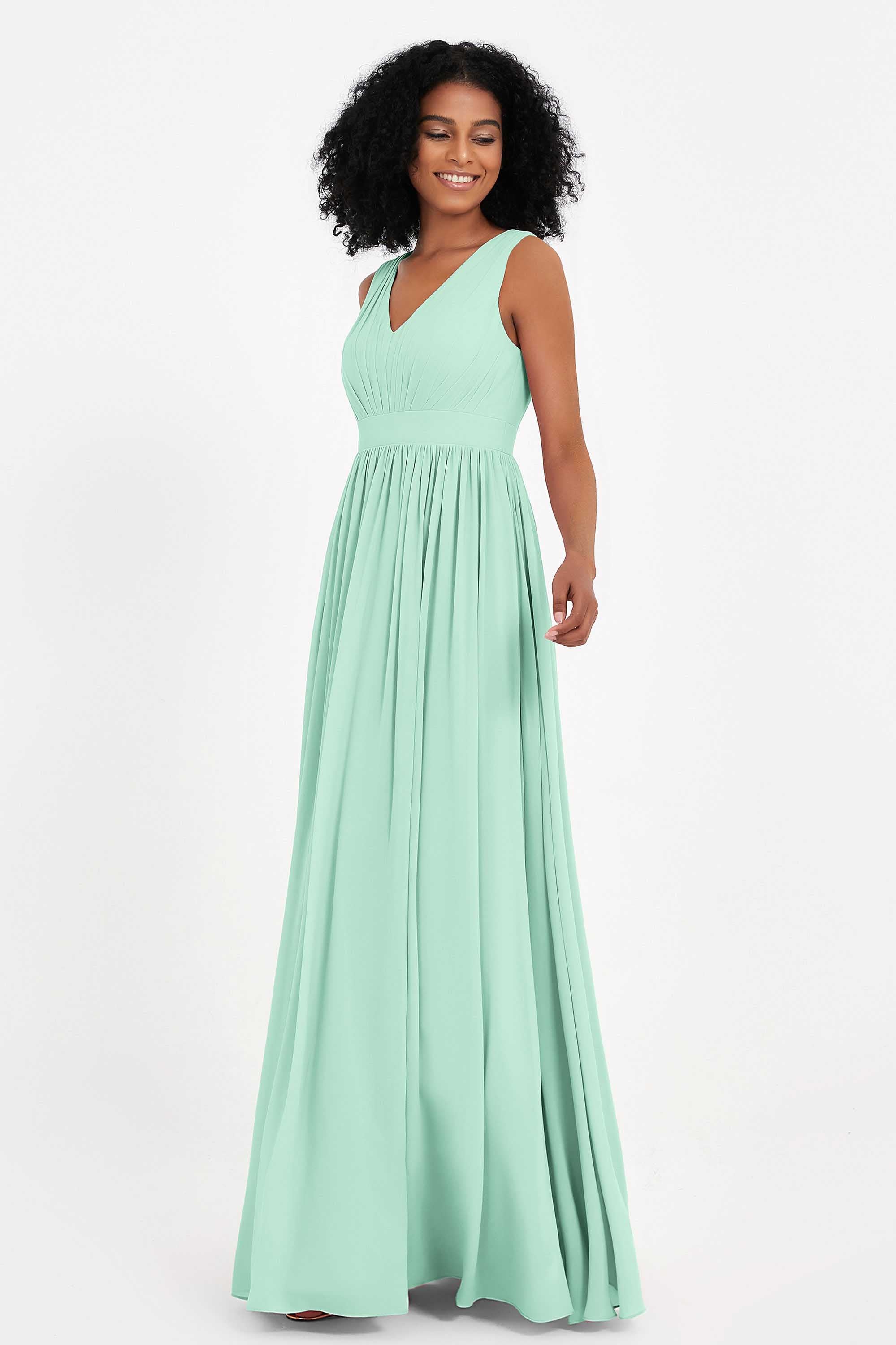 Modest Long Chiffon Bridesmaid Dress Sleeveless Pleated Ruched Formal Evening Dresses Gowns