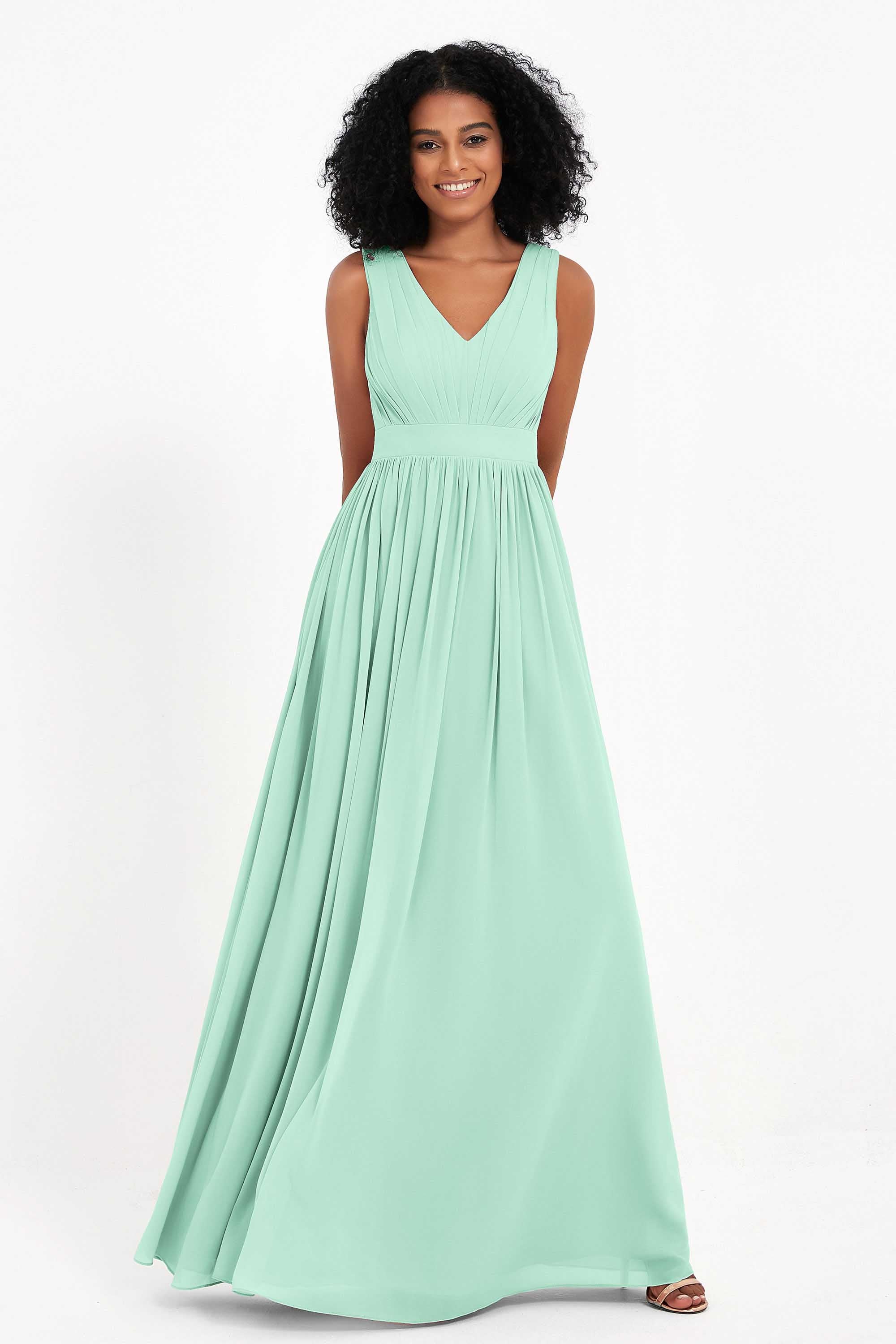 Modest Long Chiffon Bridesmaid Dress Sleeveless Pleated Ruched Formal Evening Dresses Gowns