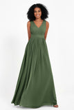 Modest Long Chiffon Bridesmaid Dress Sleeveless Pleated Ruched Formal Evening Dresses Gowns
