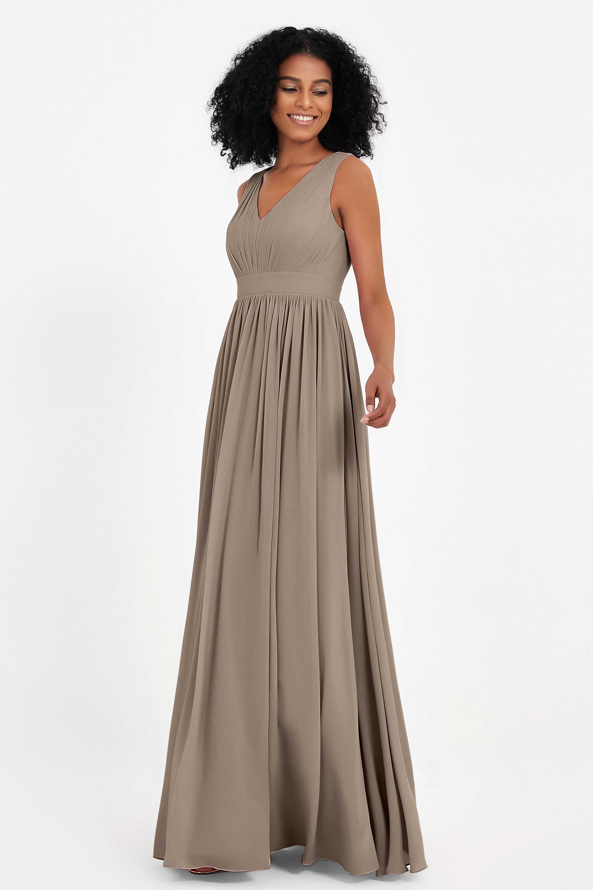 Modest Long Chiffon Bridesmaid Dress Sleeveless Pleated Ruched Formal Evening Dresses Gowns