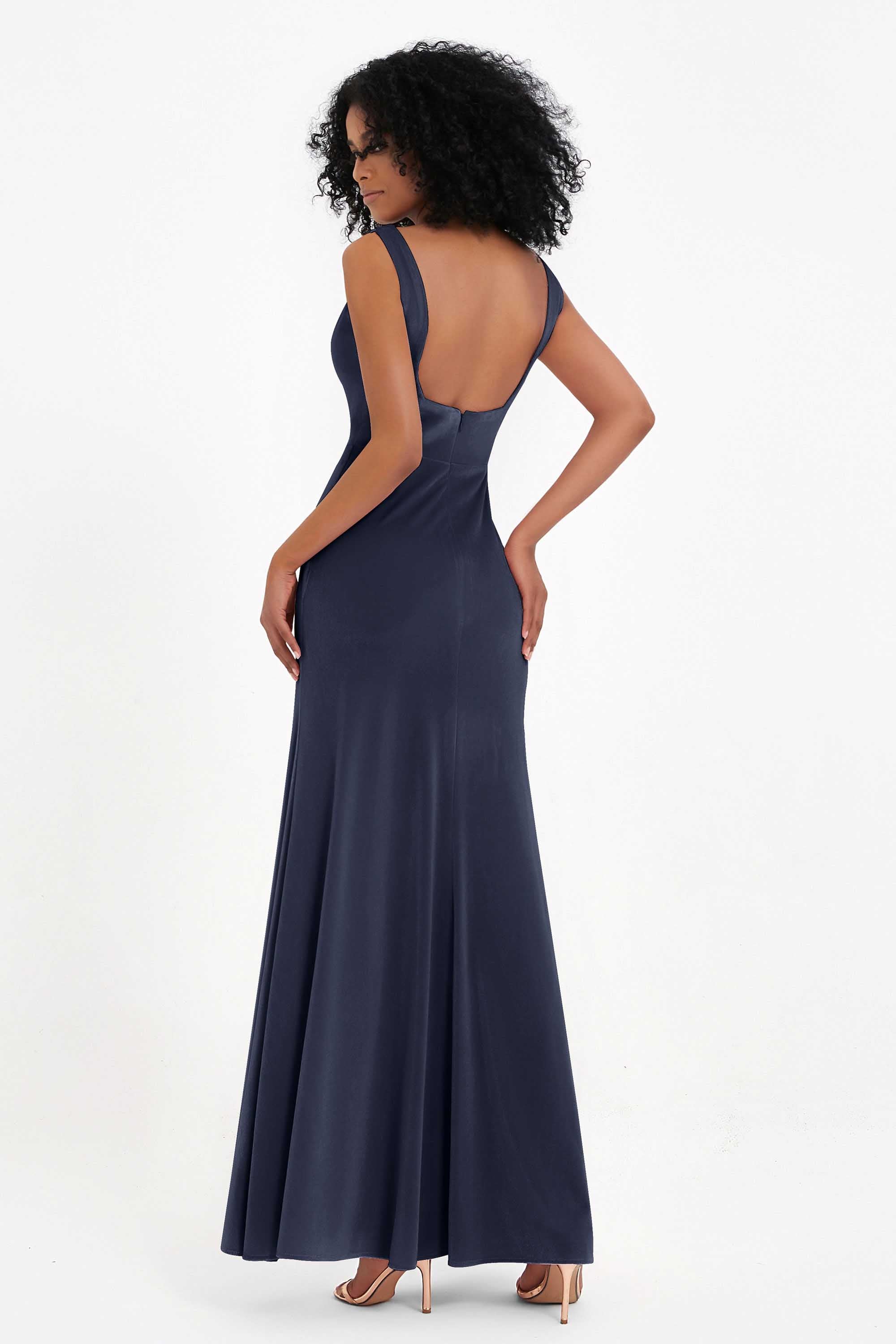 Scoop Sleeveless Velvet Long Formal Evening Dresses Sheath Bridesmaid Prom Party Gowns