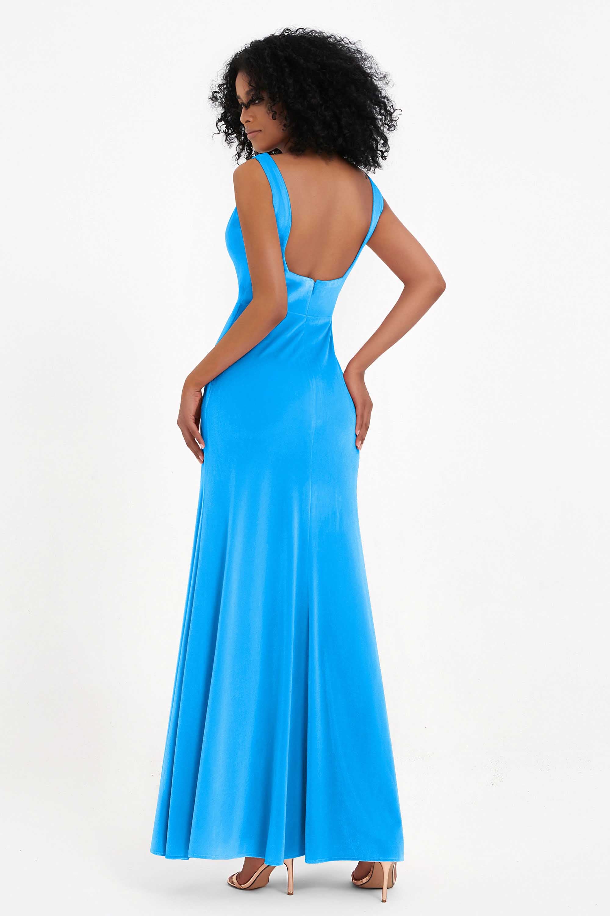 Scoop Sleeveless Velvet Long Formal Evening Dresses Sheath Bridesmaid Prom Party Gowns