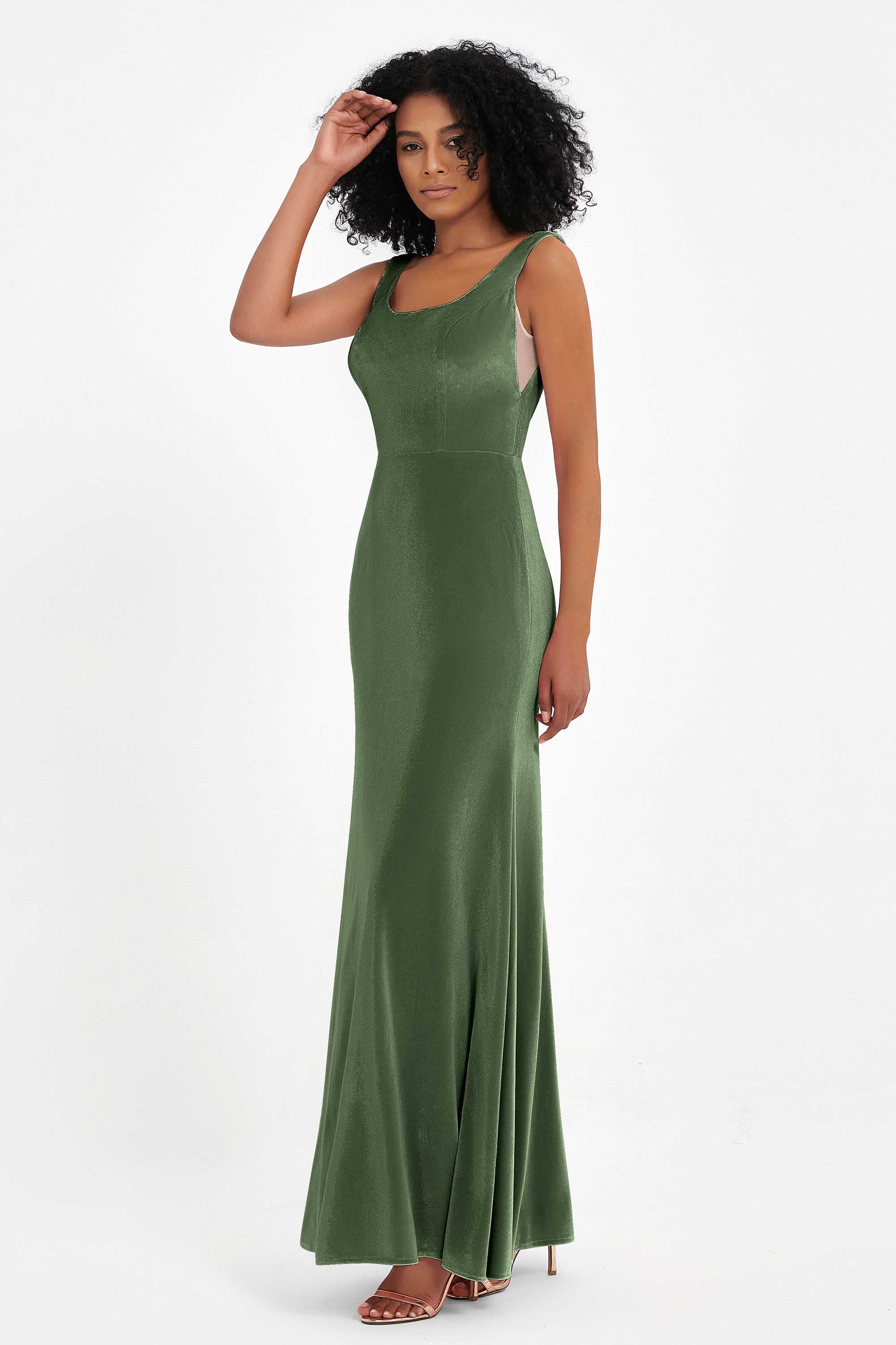 Scoop Sleeveless Velvet Long Formal Evening Dresses Sheath Bridesmaid Prom Party Gowns