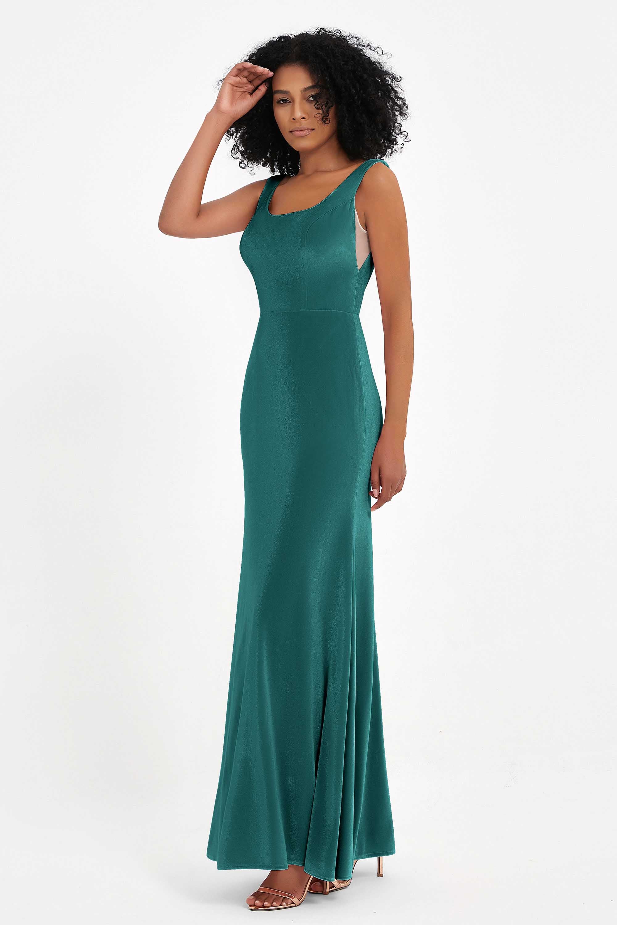 Scoop Sleeveless Velvet Long Formal Evening Dresses Sheath Bridesmaid Prom Party Gowns