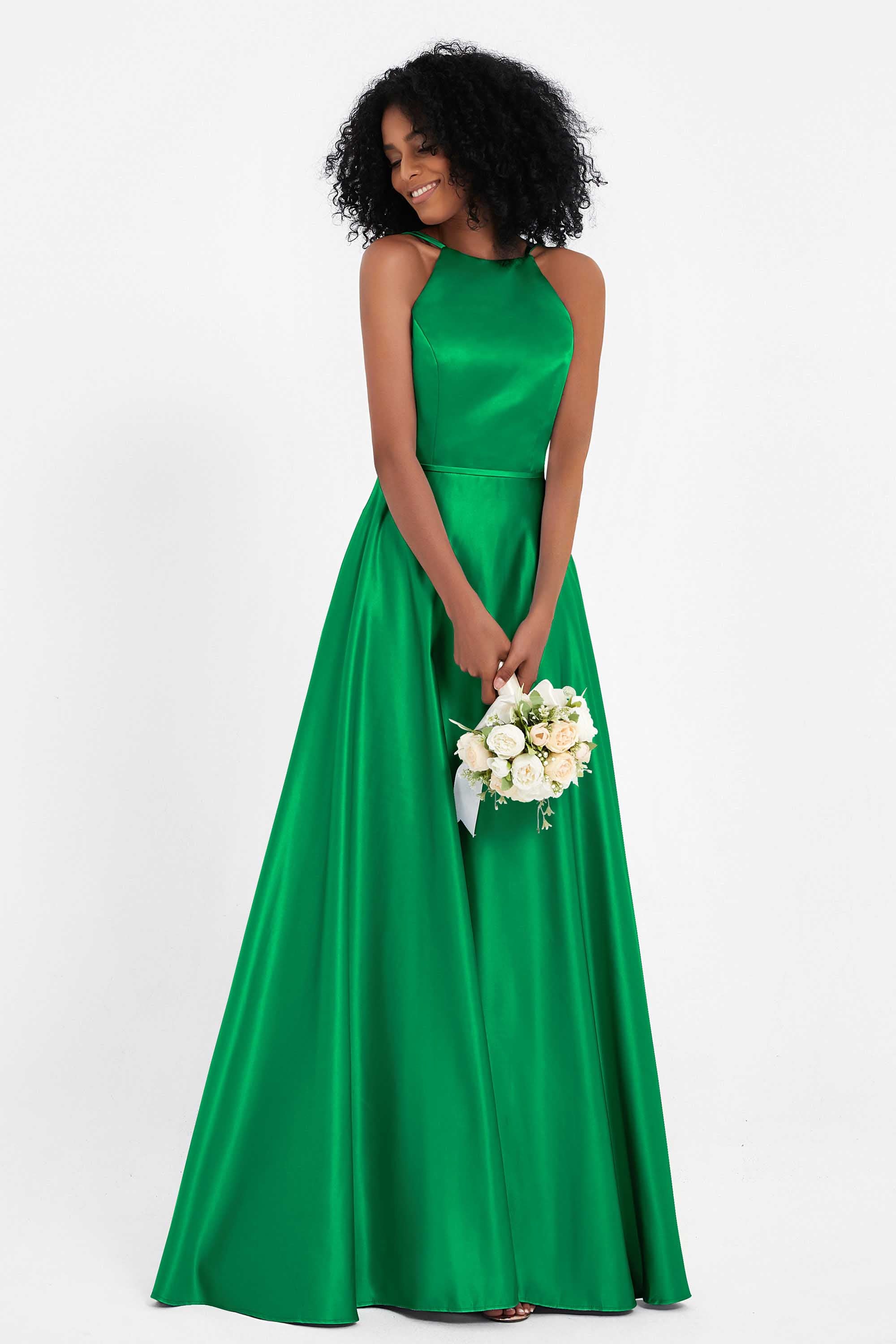 Simple Satin Halter Bridesmaid Dress Sleeveless Ruched Formal Evening Dresses Gowns