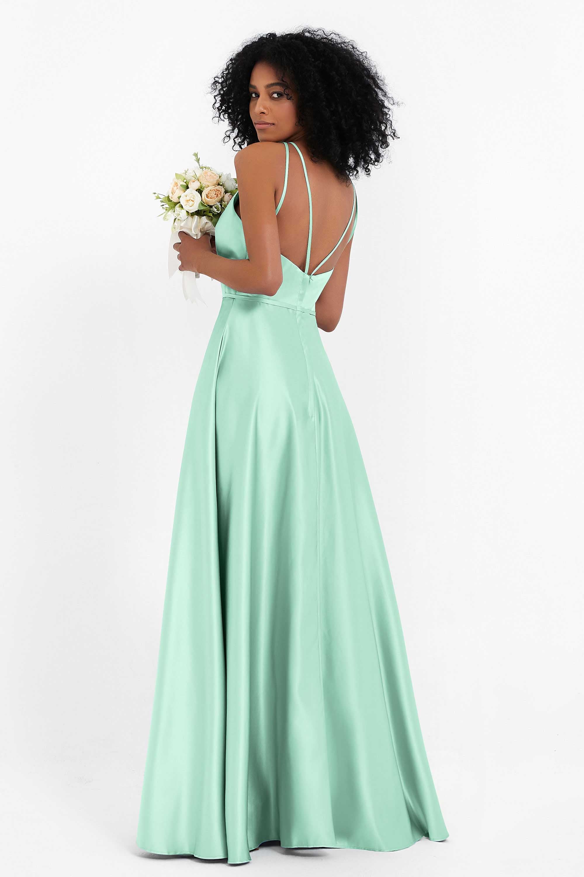 Simple Satin Halter Bridesmaid Dress Sleeveless Ruched Formal Evening Dresses Gowns