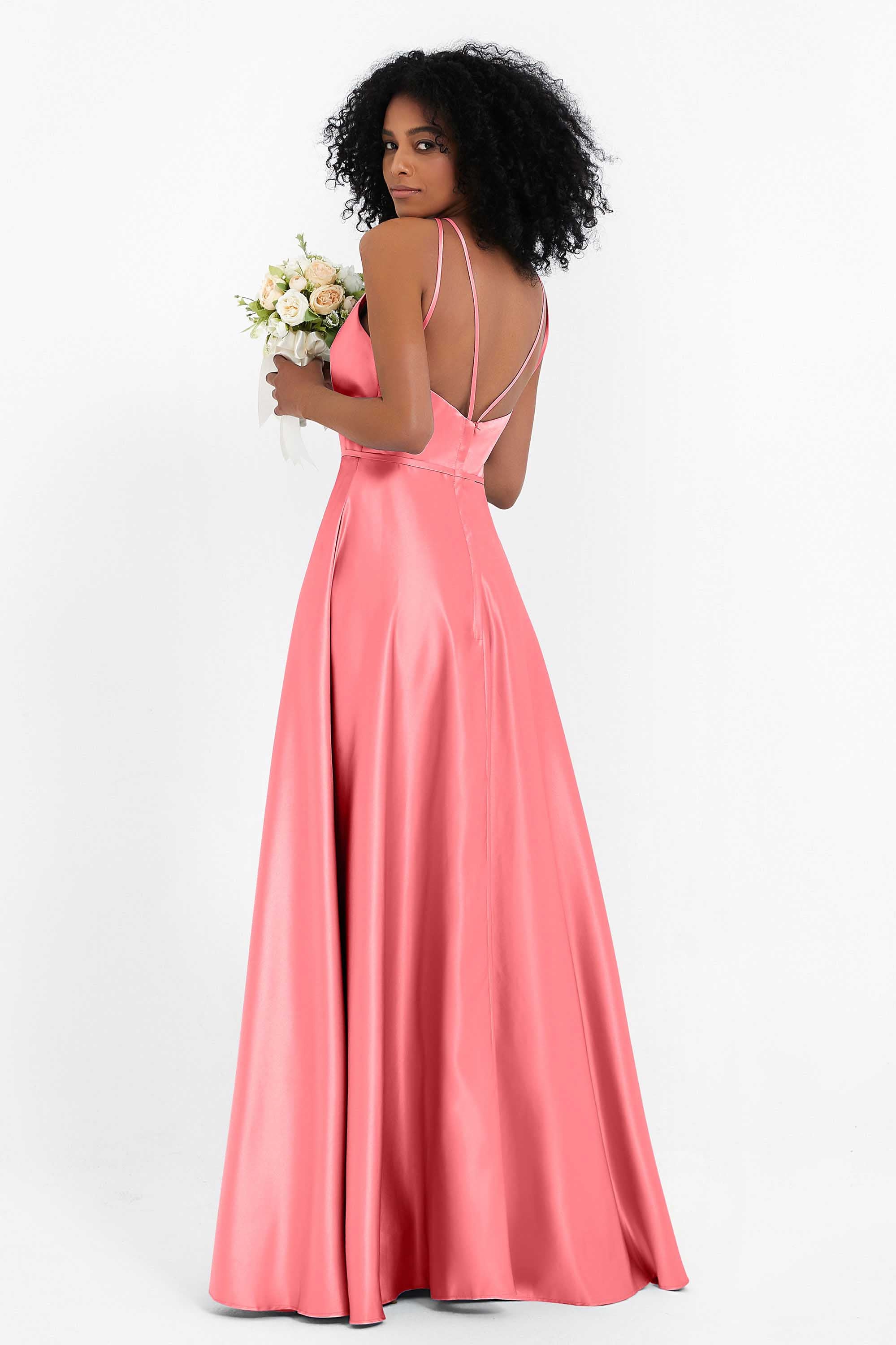 Simple Satin Halter Bridesmaid Dress Sleeveless Ruched Formal Evening Dresses Gowns