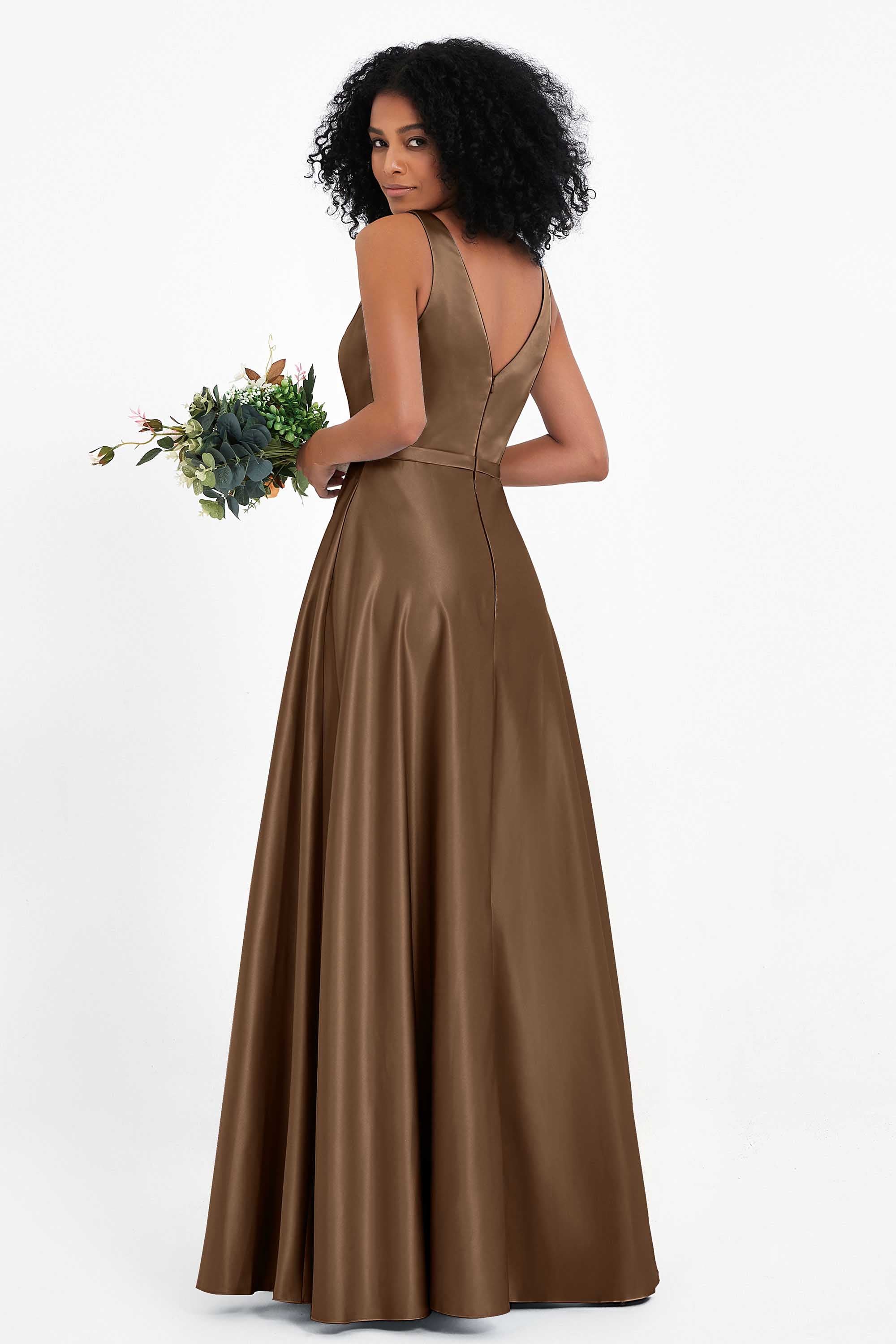 A Line Satin V Neckline Bridesmaid Dress Ruched Formal Evening Prom Dresses Gowns