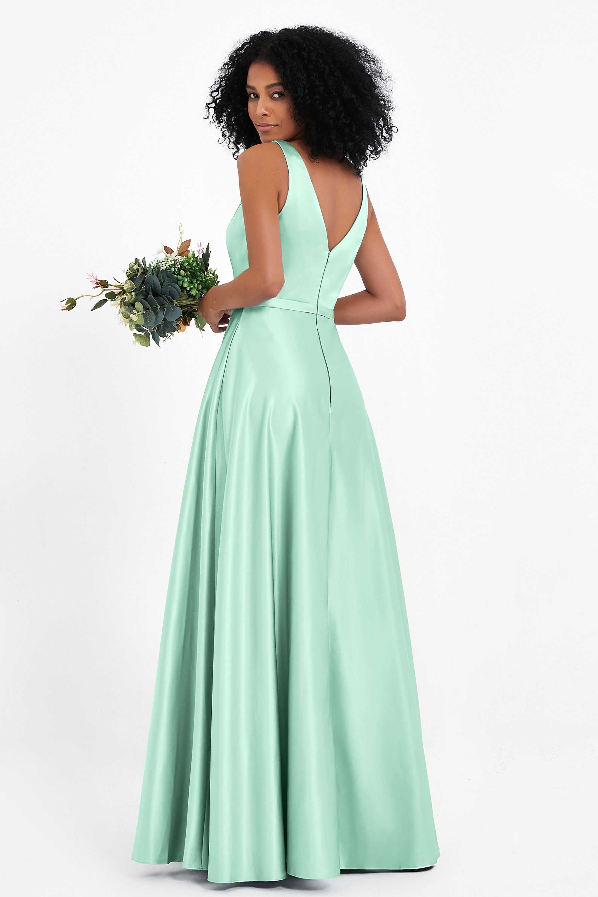 A Line Satin V Neckline Bridesmaid Dress Ruched Formal Evening Prom Dresses Gowns