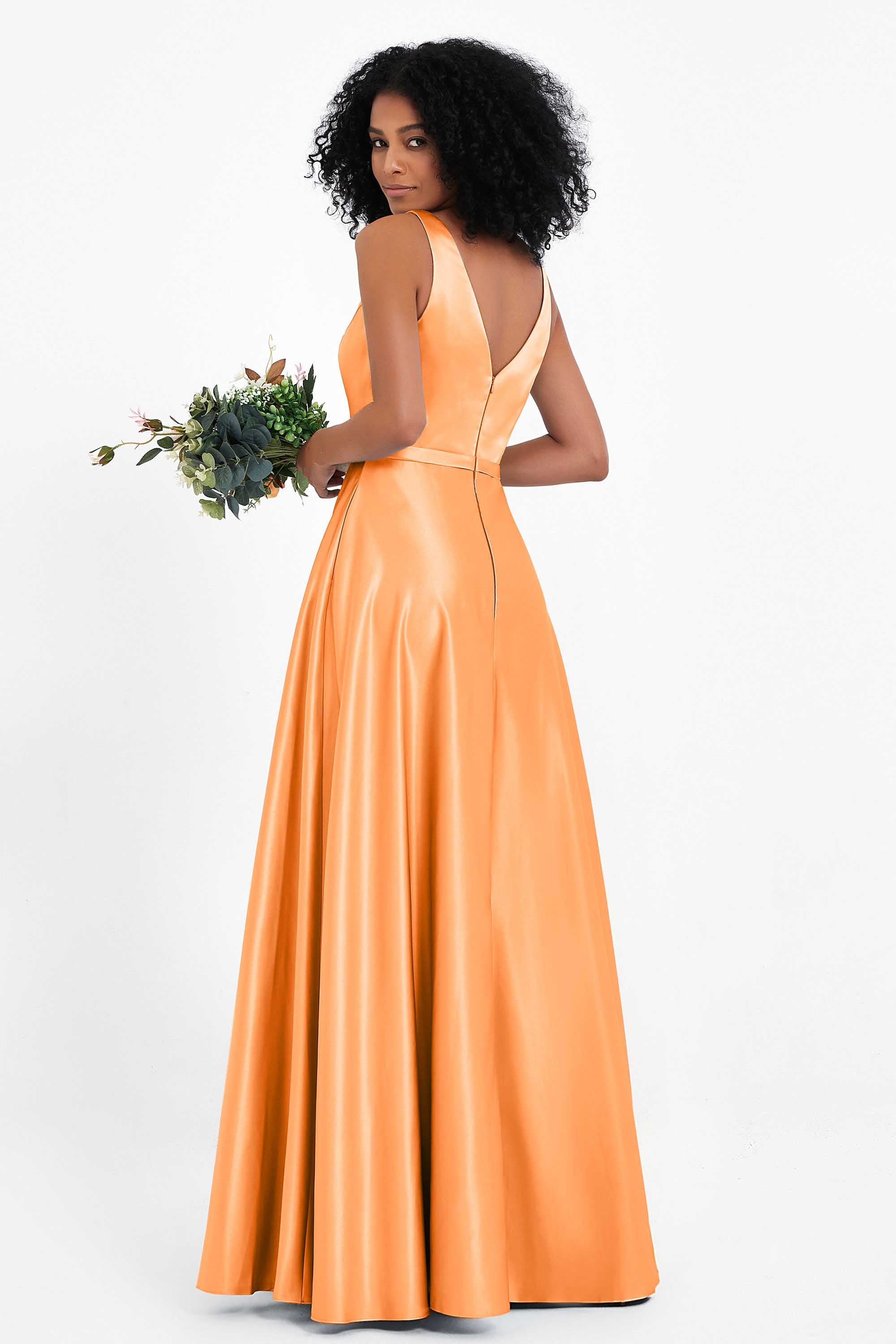 A Line Satin V Neckline Bridesmaid Dress Ruched Formal Evening Prom Dresses Gowns